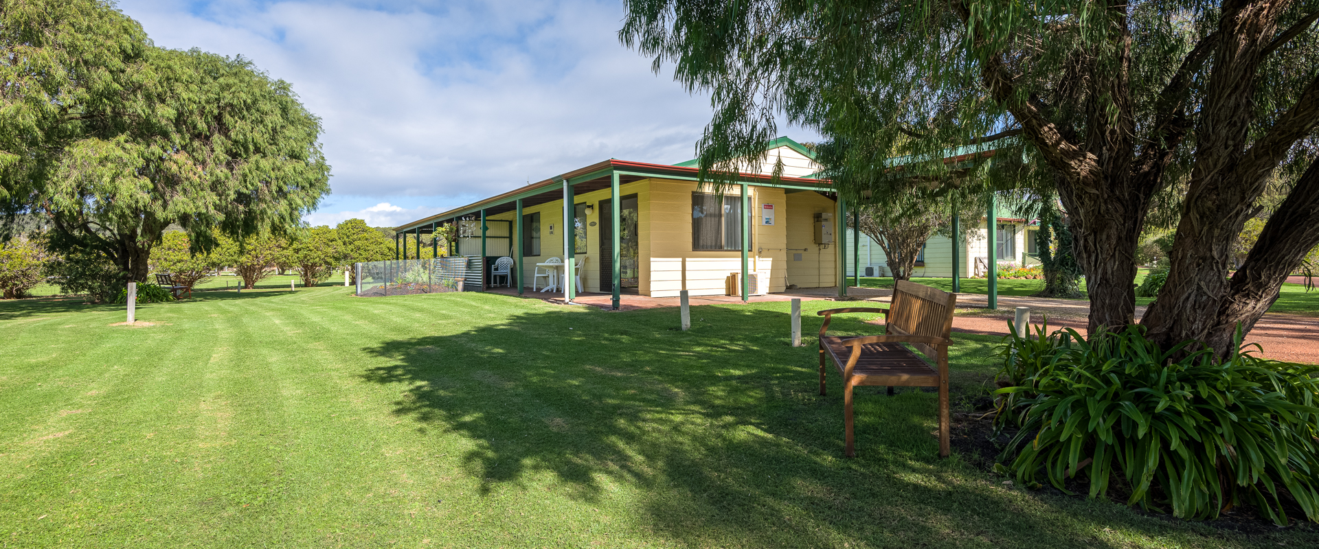 Surf's Up - Self Contained Chalet