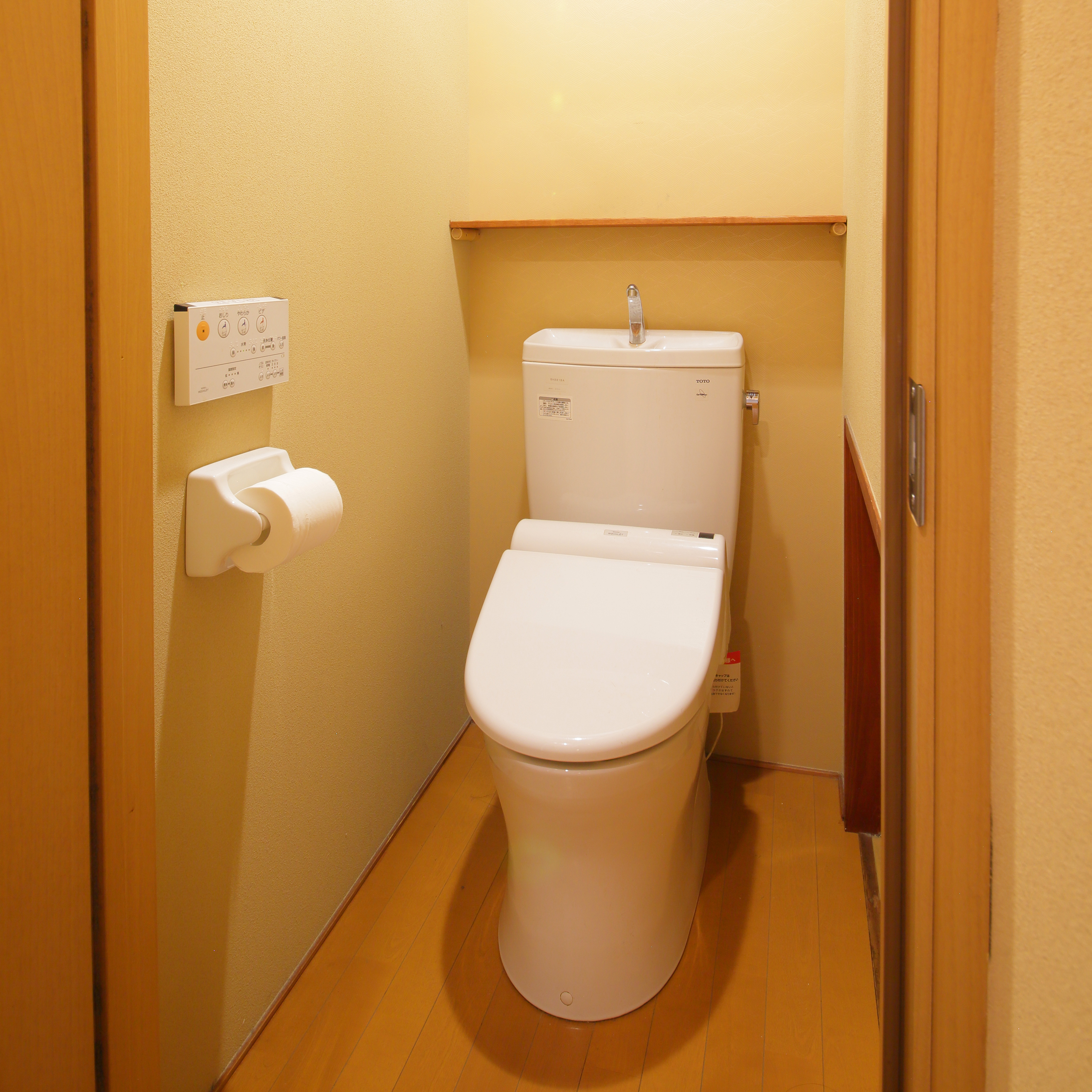 宮川町ゲストハウス花かんざし 6畳個室 トイレ シャワー共用 京阪清水五条徒歩4分 Guest Houses For Rent In Higashiyama Ku Kyōto Shi Kyōto Fu Japan
