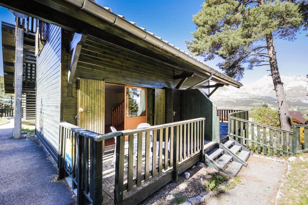 apartment 'duplex slopes and larches