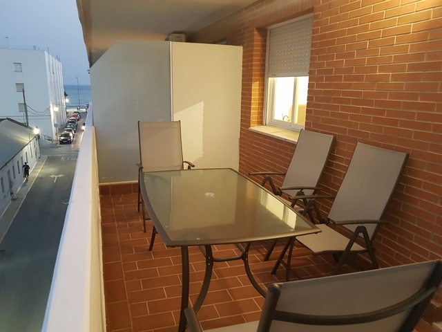 Apartment with a large terrace. Quiet. 50m beach, 50m, beach