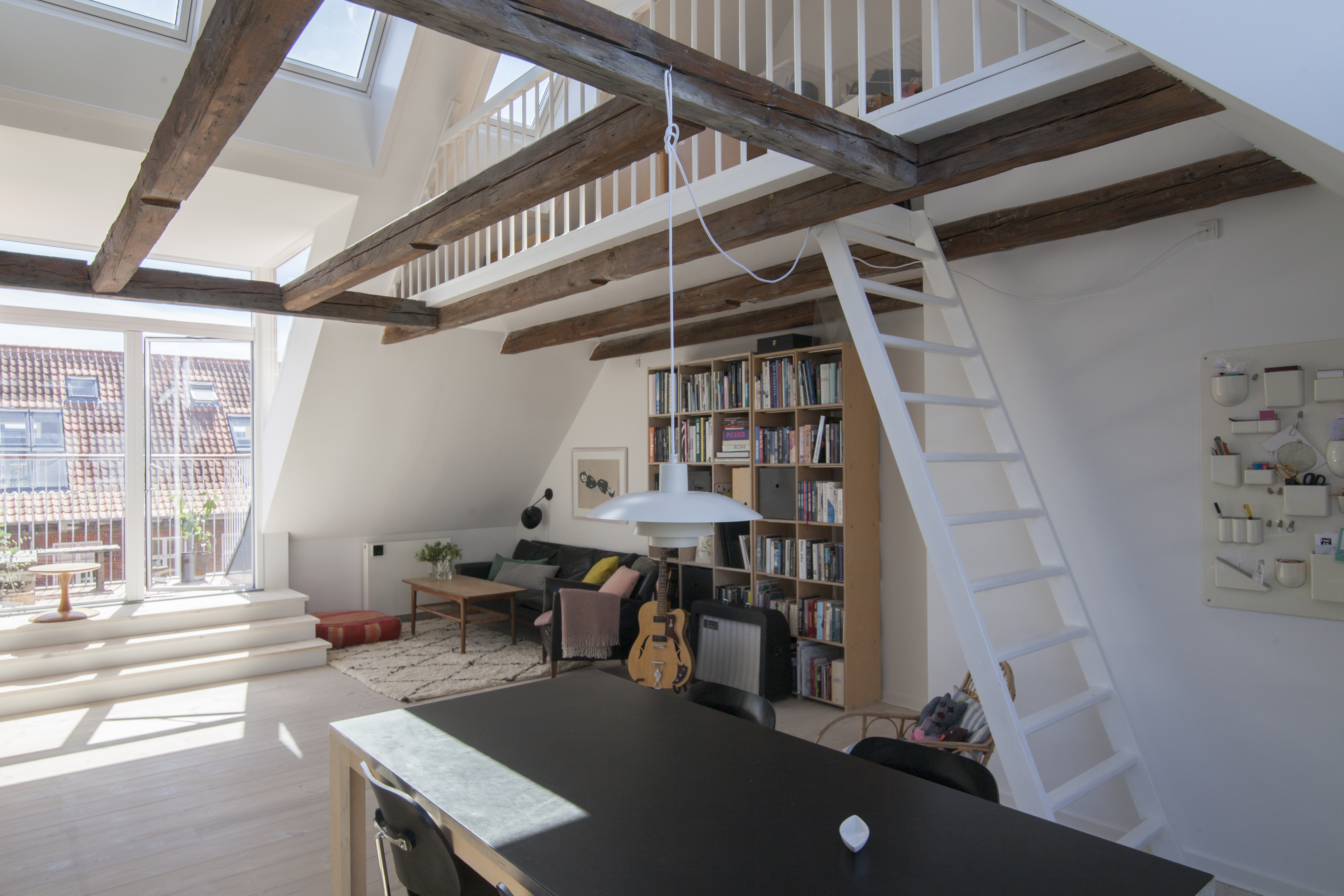 Two-storey apartment - two balconys