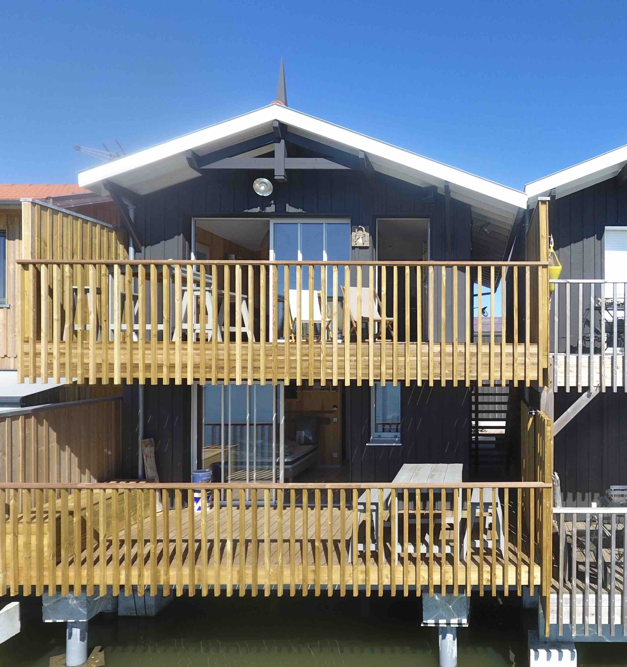 Waterfront Wooden Cabin #3 (2 pers studio)