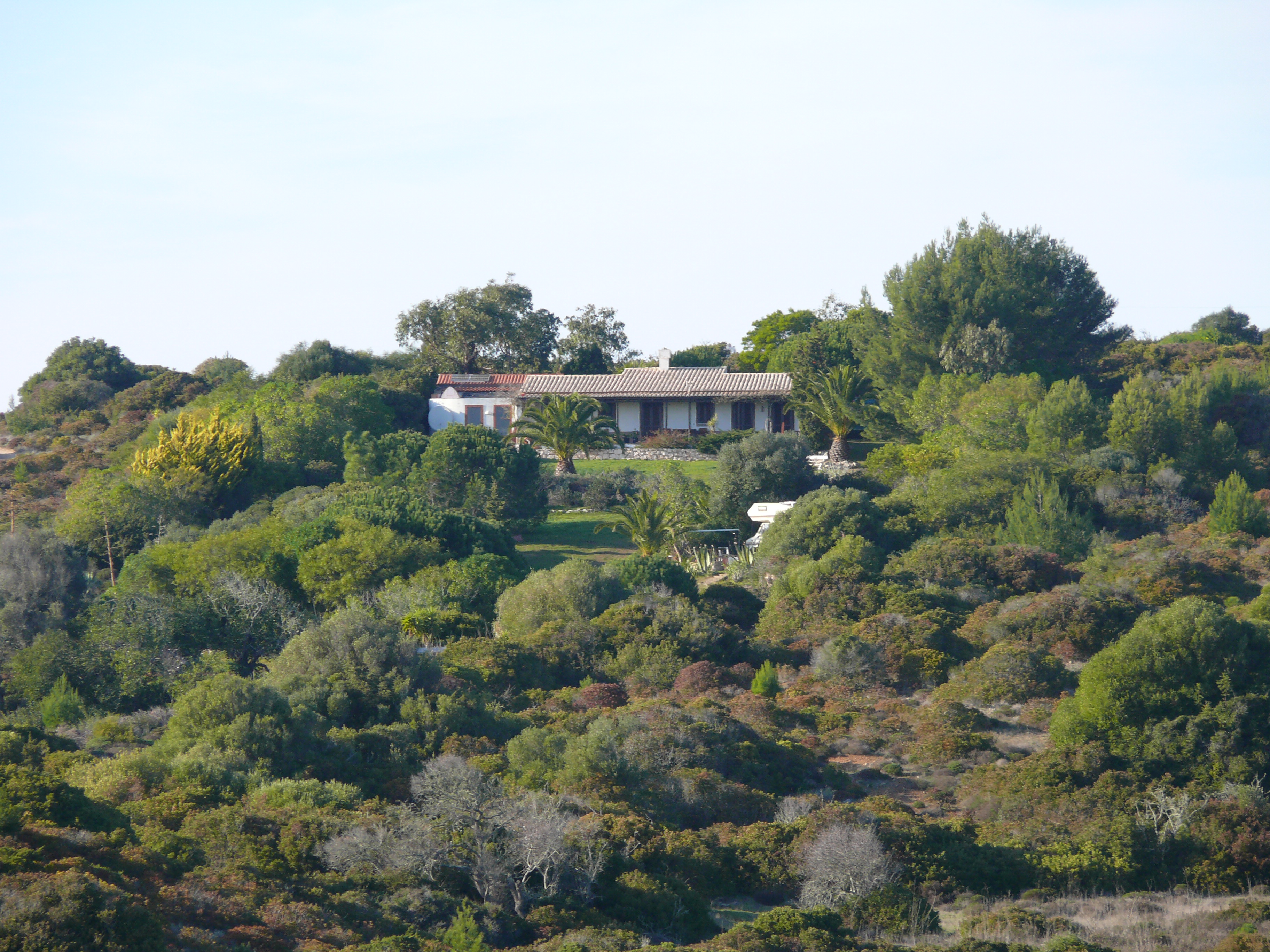 House with sea view, garden and (almost) private beach