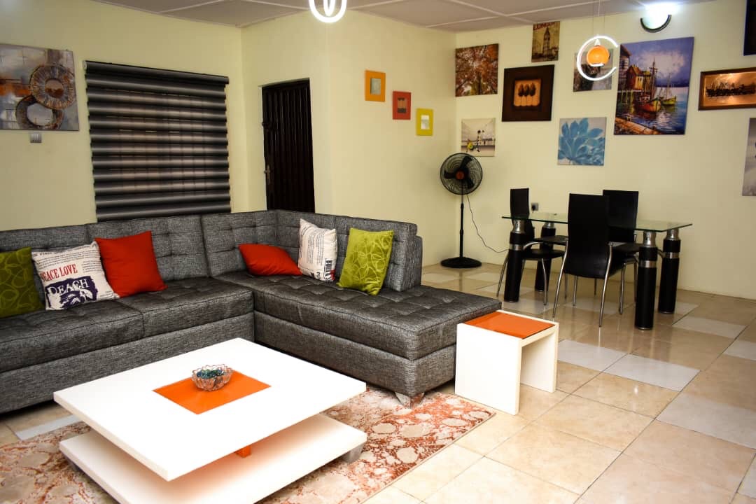 Adorable Private 2 bedroom house (Urbane Space) - Apartments for Rent