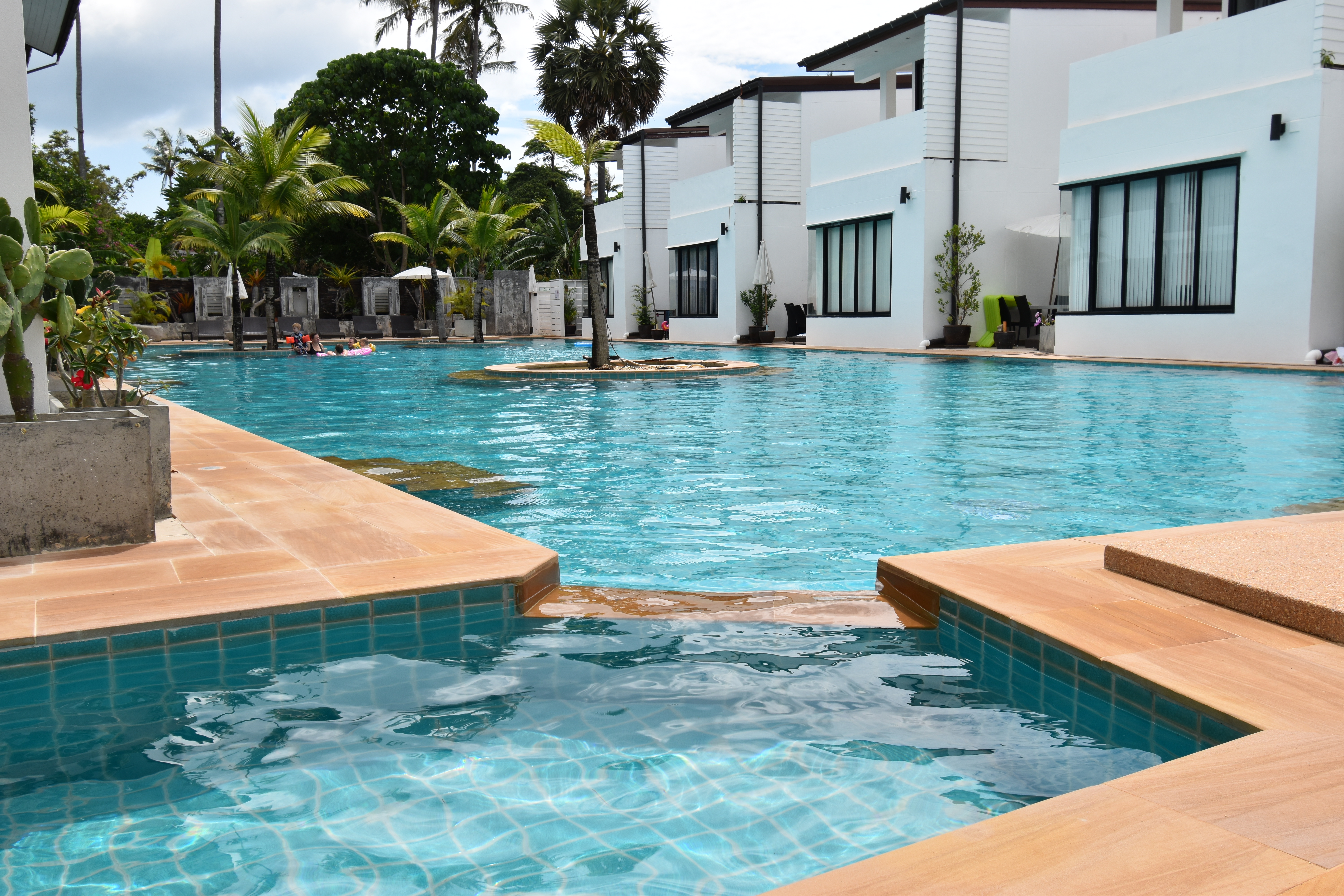 Family apartment 75 meters from Long Beach