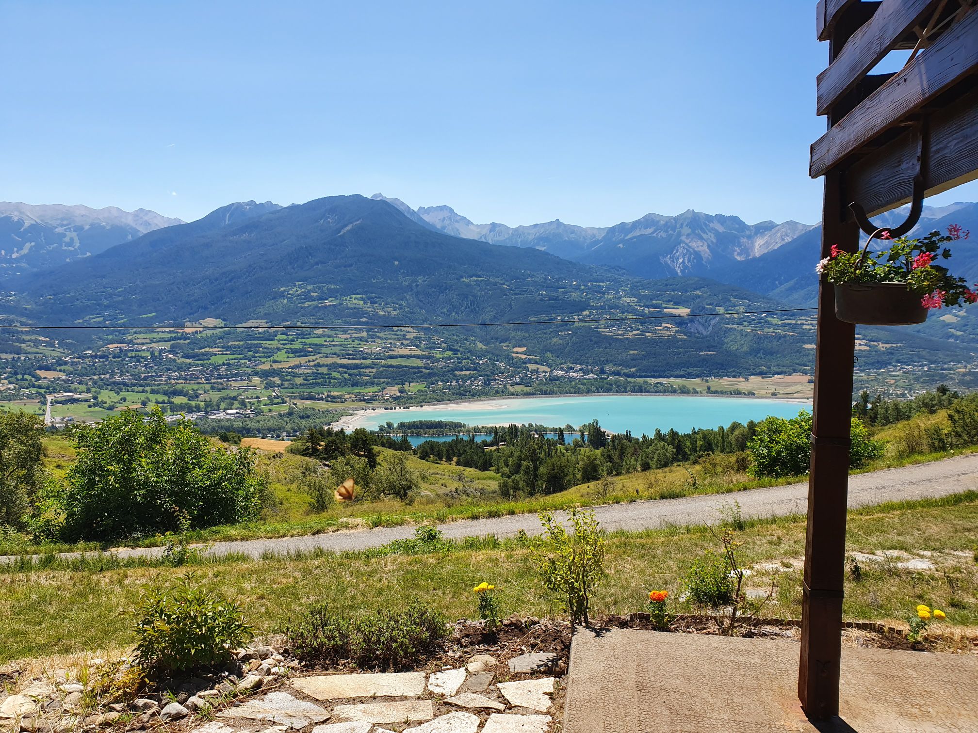 Chalet à Embrun Vue Panoramique Chalets for Rent in Embrun, Provence