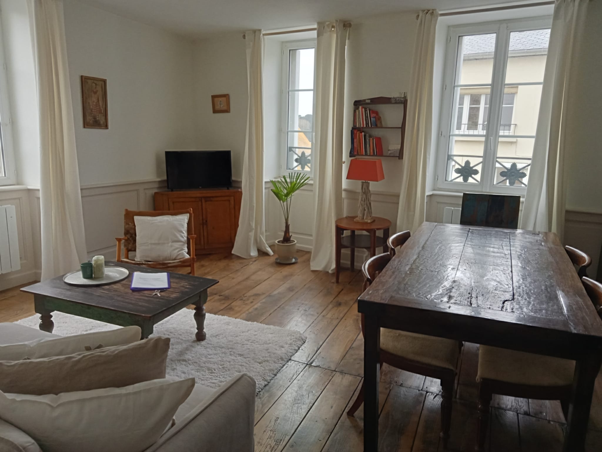 Apt of 60 m2 St Malo facing the beach of Les Sablons