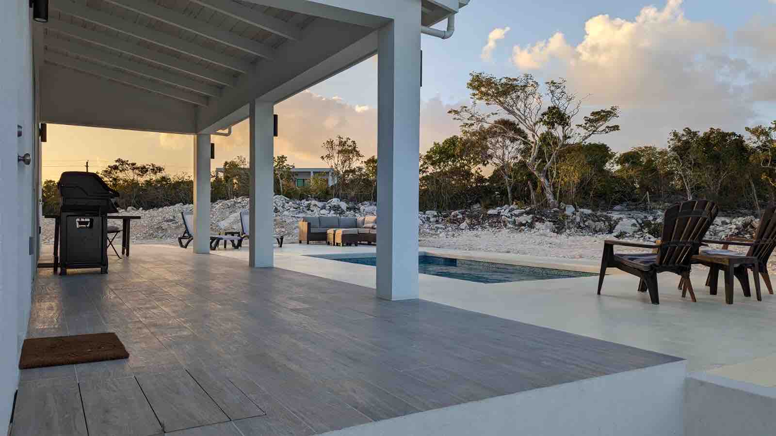 1 BR Apt w/pool  - Long Bay Hills #2