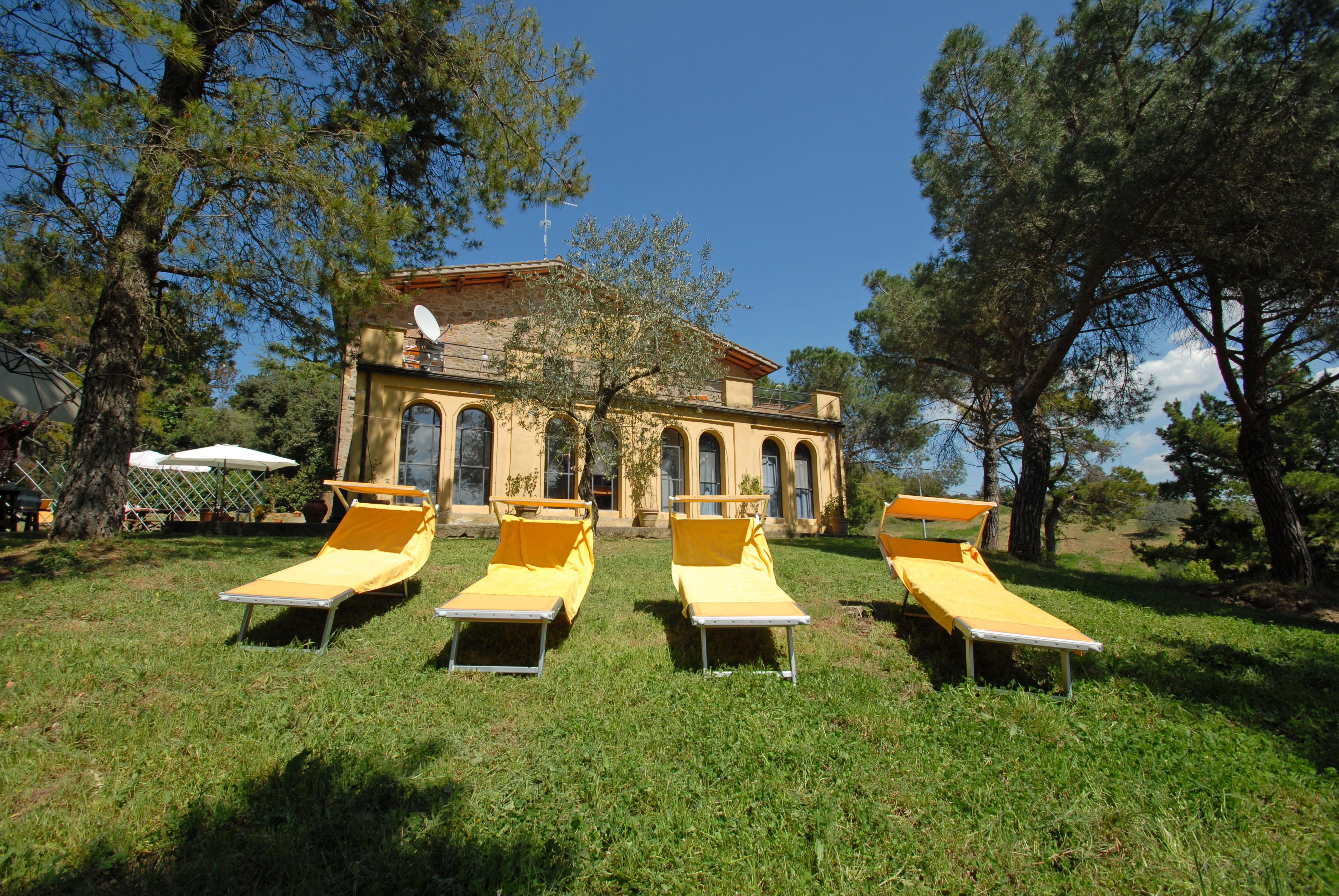 Foresteria 3, Jacuzzi, Boules, Pool, park,