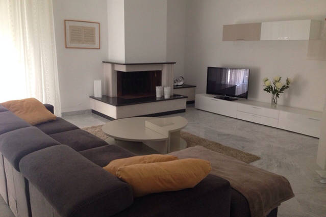 very nice modern apartment - real Italianità