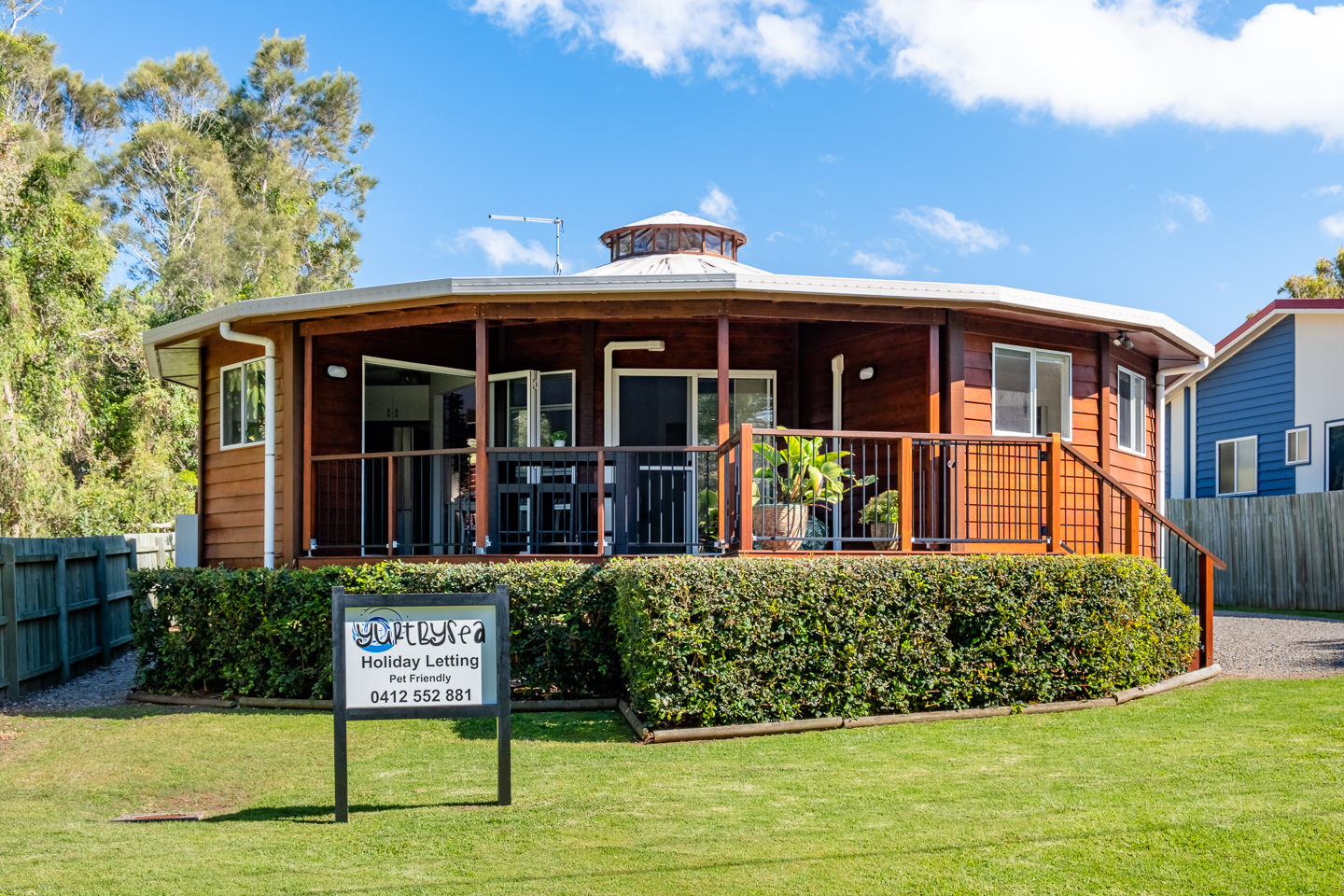 "Yurt By Sea" Beachside Pet Friendly Accomodation in Coffs Harbour, Mid North Coast