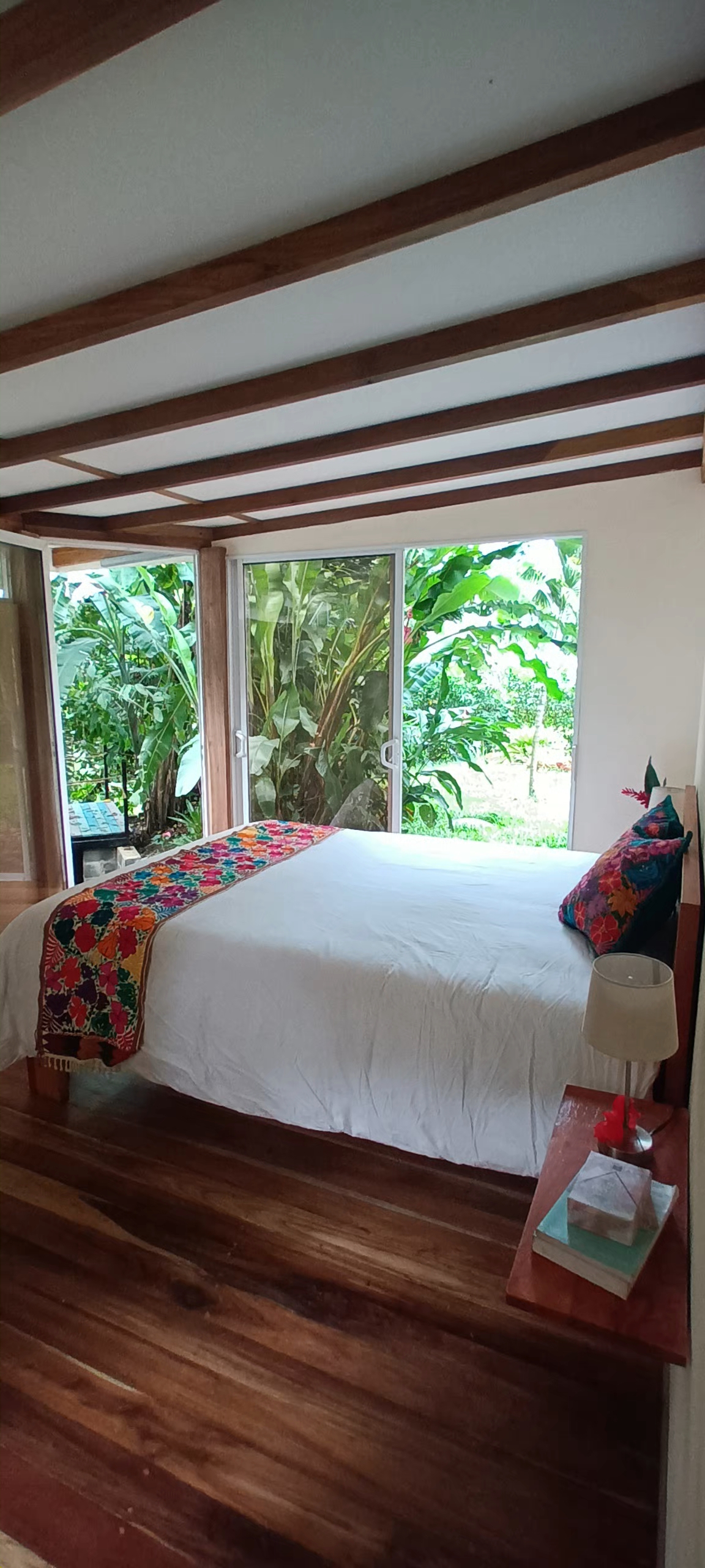Estudio da Luz 
A/C in peaceful playa chiquita