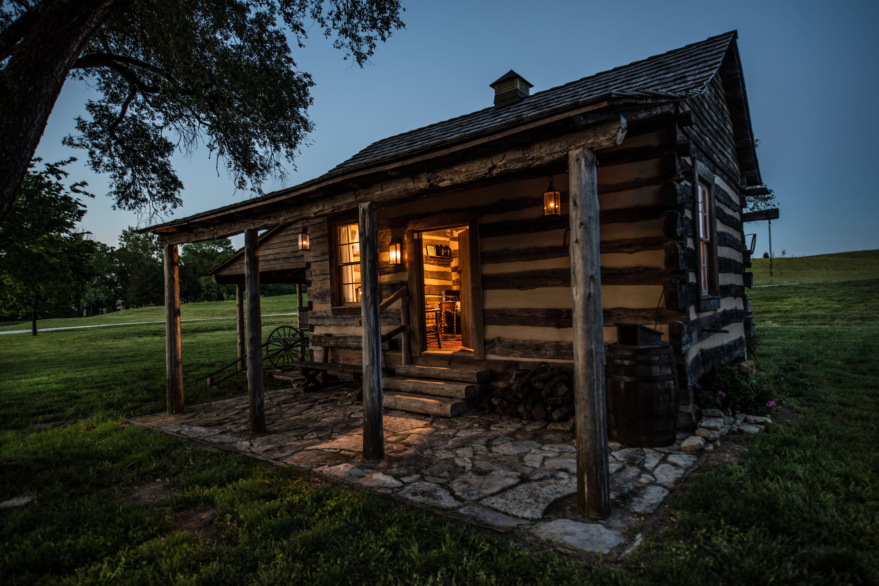 Historic Mellein Log Cabin Cabins for Rent in Marthasville, Missouri