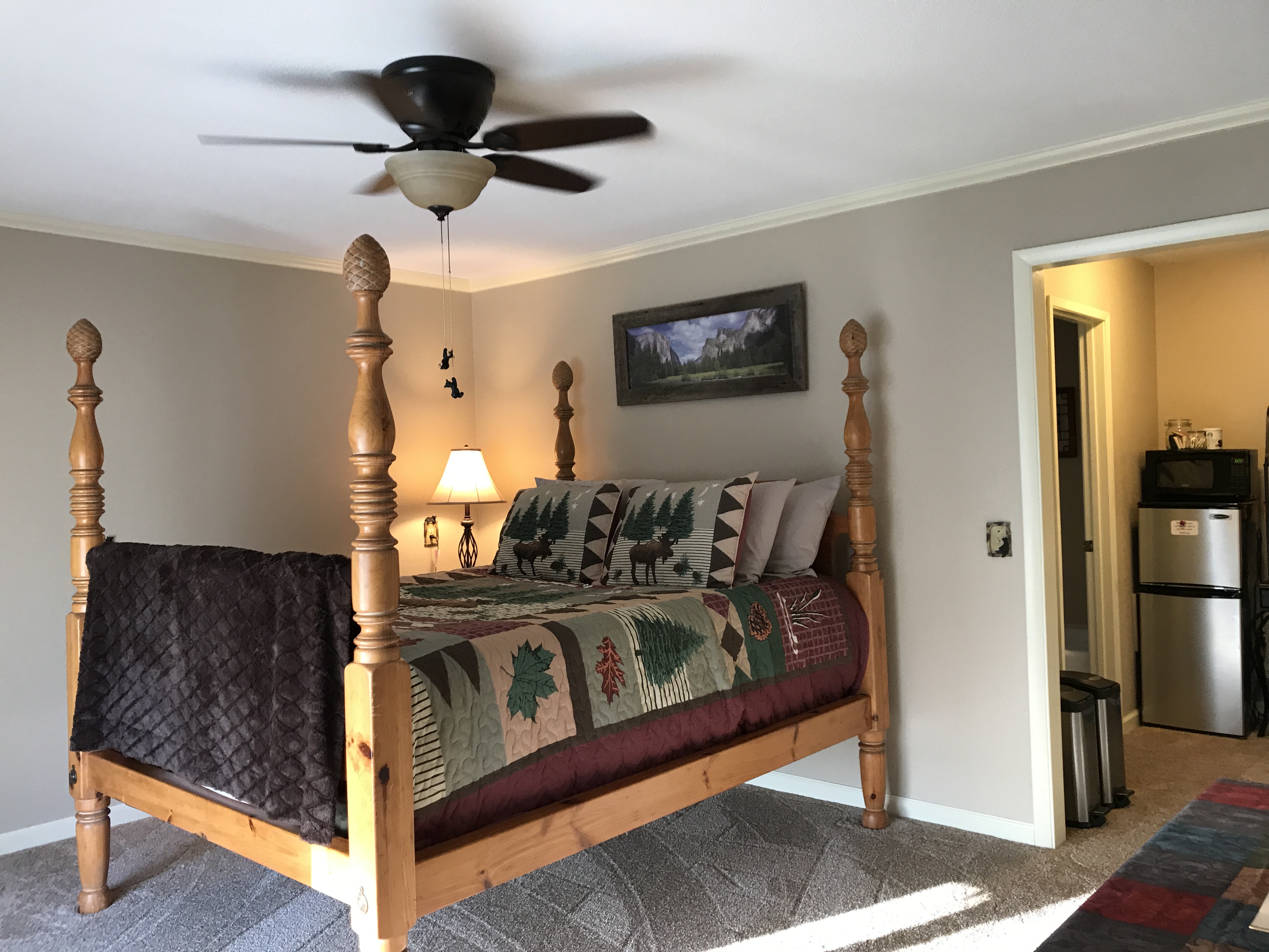 Mountain Top Oasis (Yosemite; Sunset View) $40 off