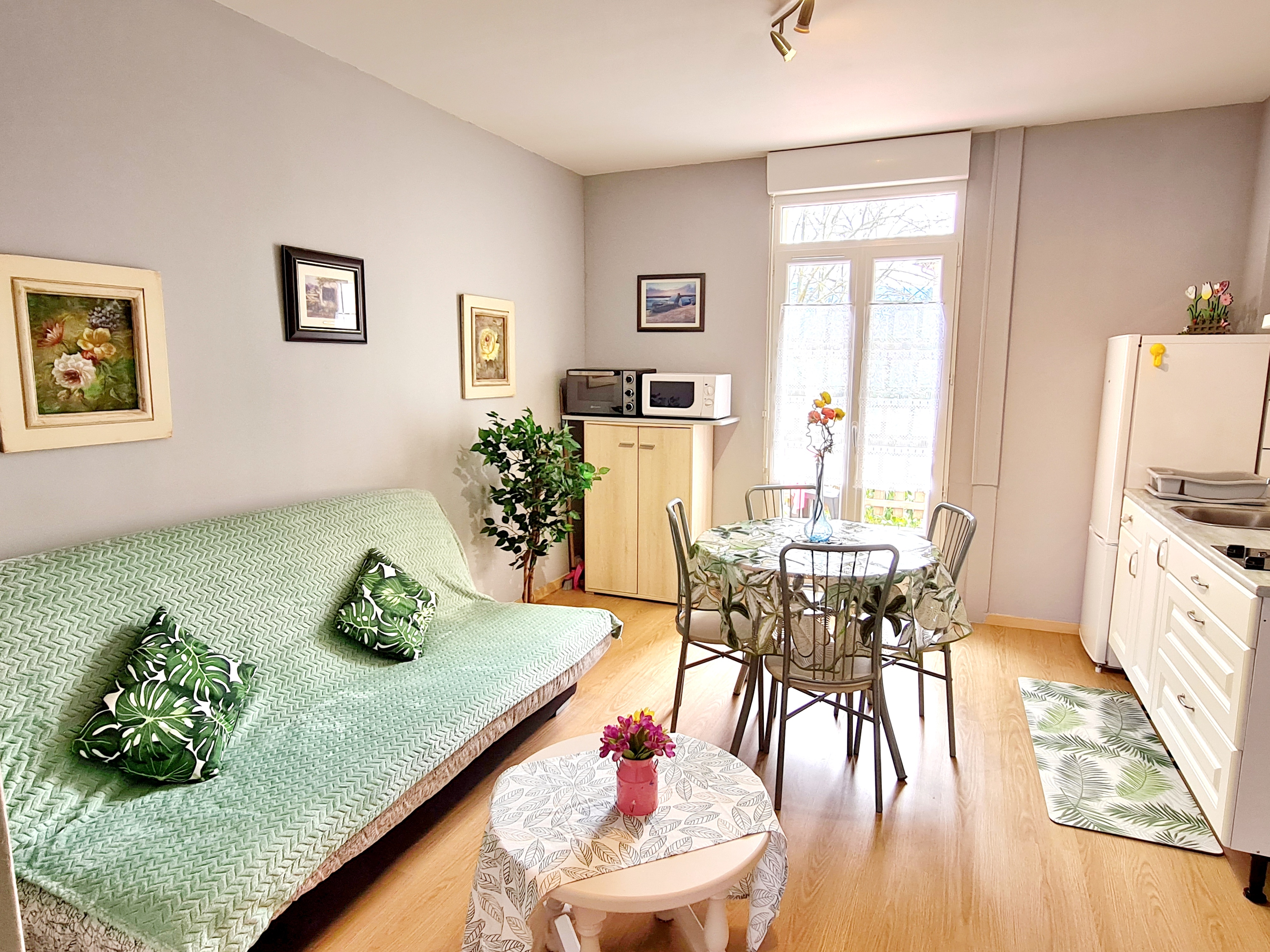 Cosy  Air-conditioned apartment 32 m2 with terrace
