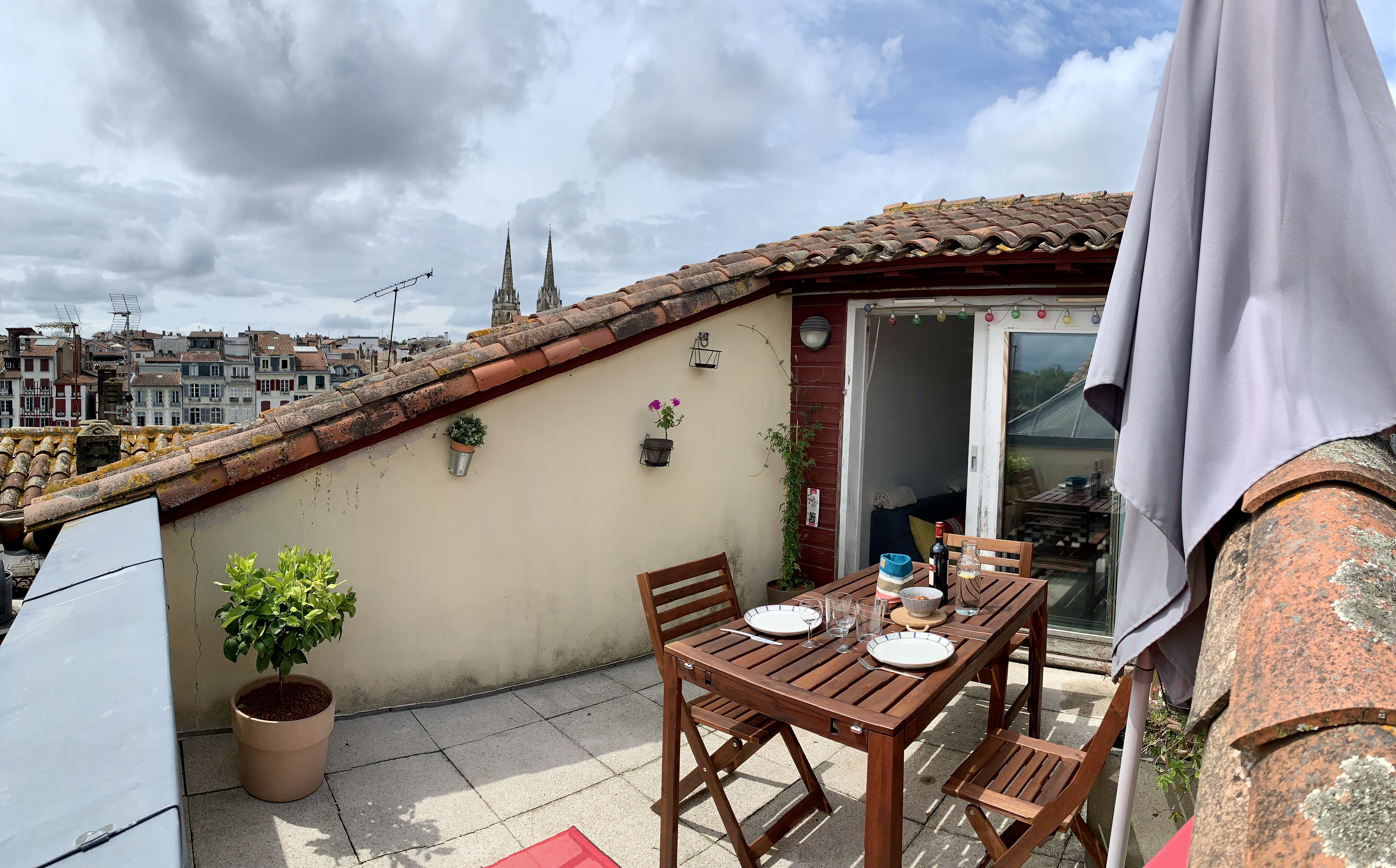 Wonderful T2 with terrace in the historic center