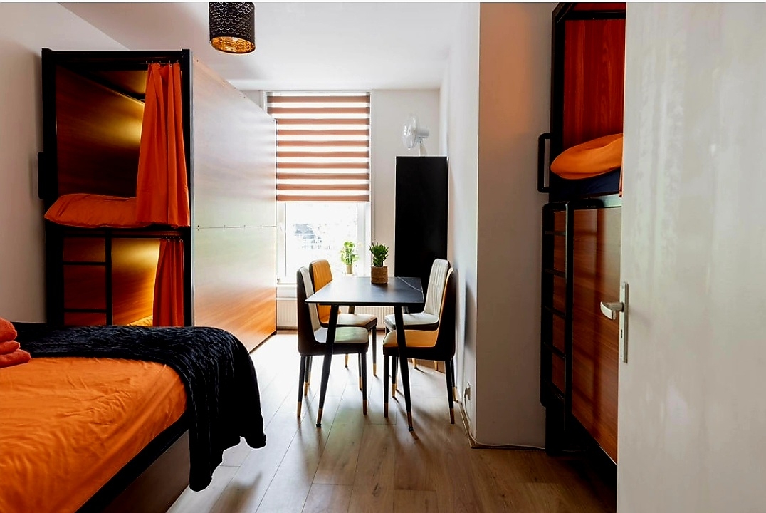 Luxury hotel room.. own bathroom and entrance — Rotterdam stay