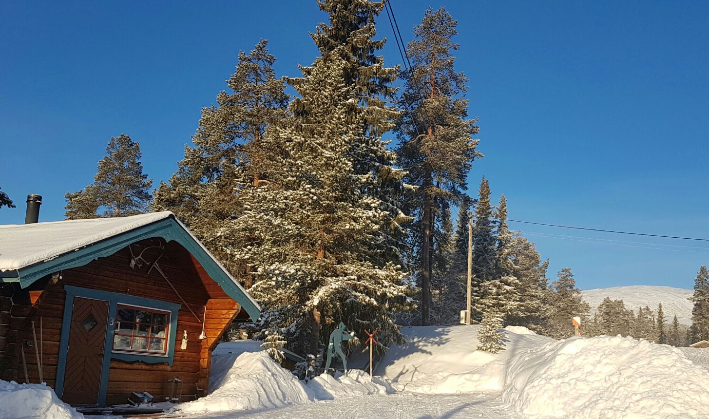 Idrefjällen in wild nature at the same time close to service. 3
