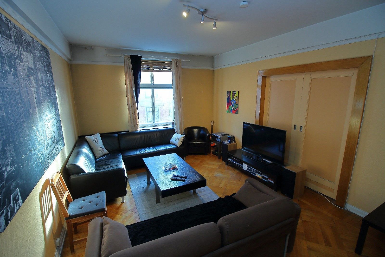 Charming, large apartment in the heart of Bergen Airbnb