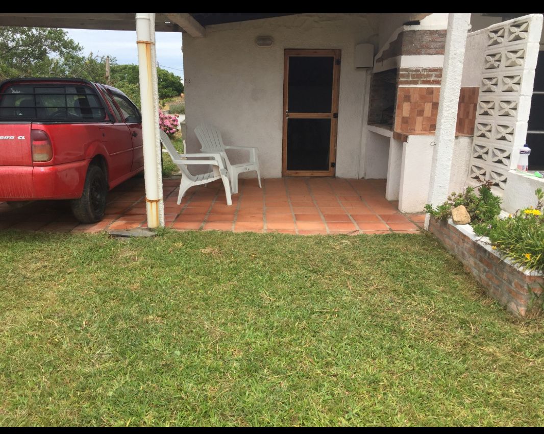 House close to the sea, in residential area.