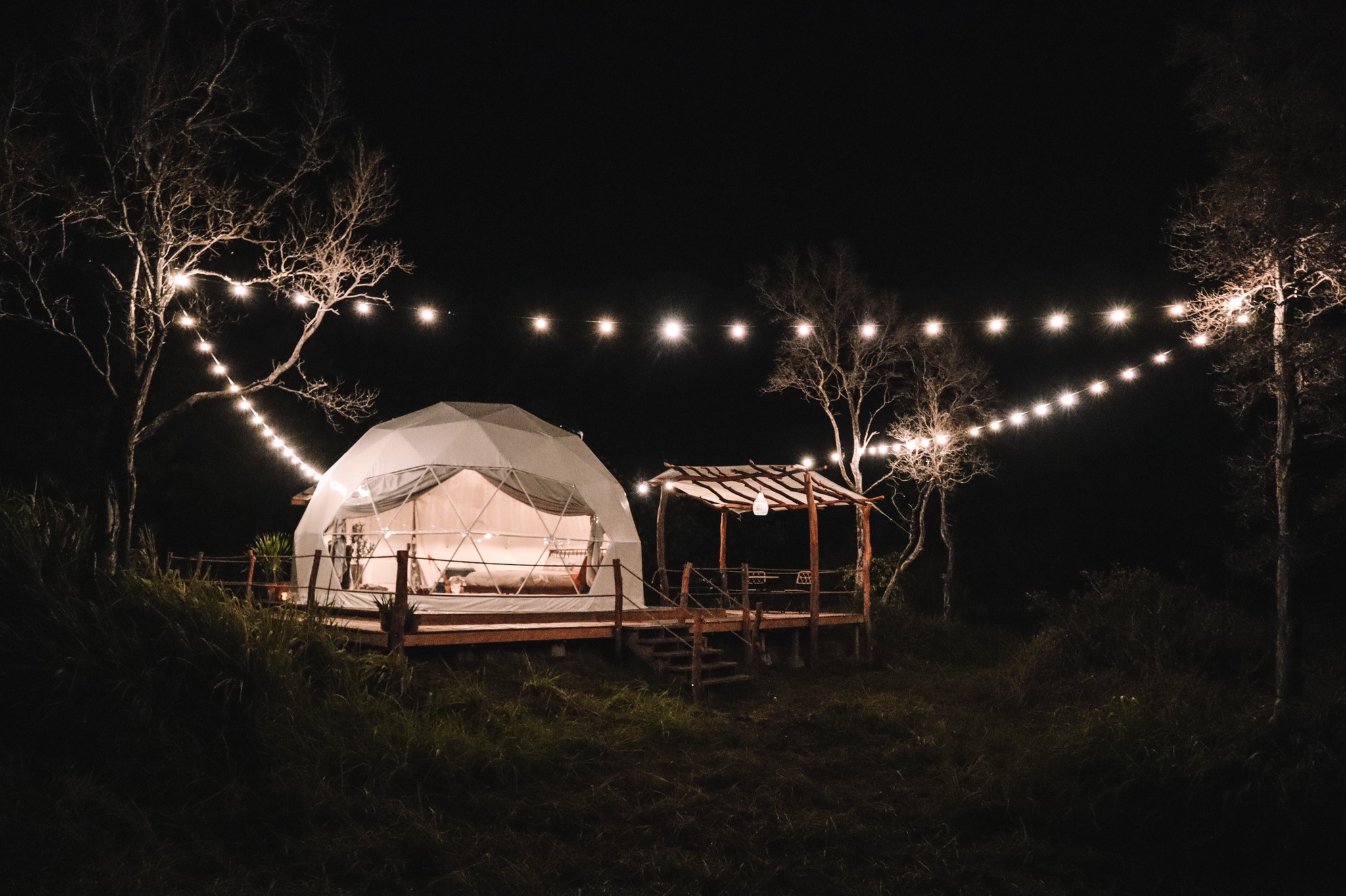 Luxury Hawaii Glamping Dome w/ Outdoor Bathtub Tents for Rent in