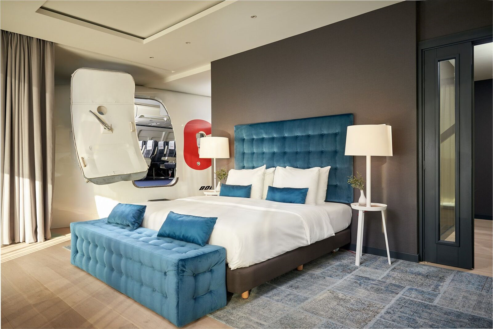 Unique Cockpit Suite near Amsterdam Center + Compl — Amsterdam stay