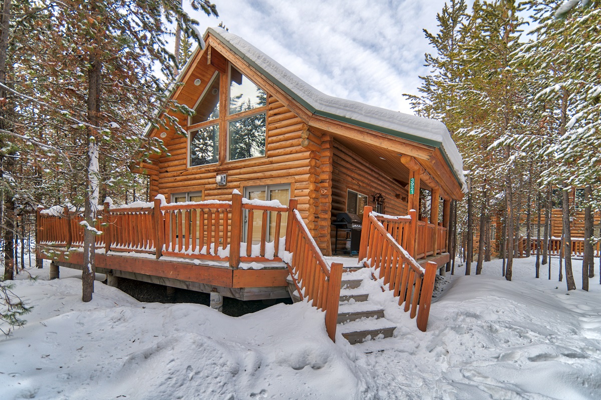 Island Park Combo, 2 homes, Sleeps 30! Houses for Rent in Island Park