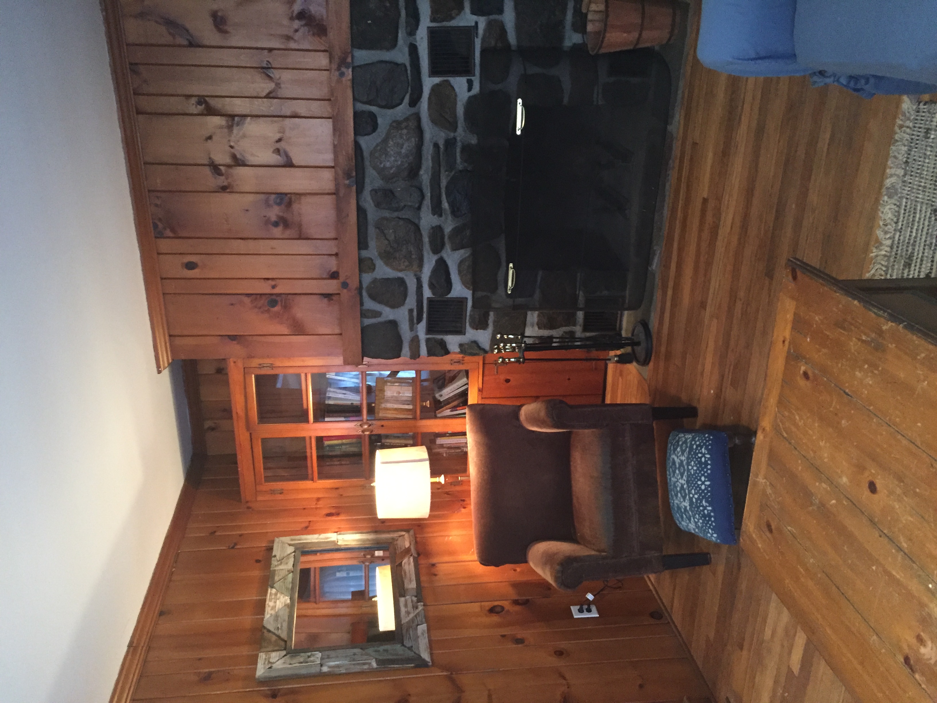 Great house! Walk Everywhere! 4br, 2 bth
