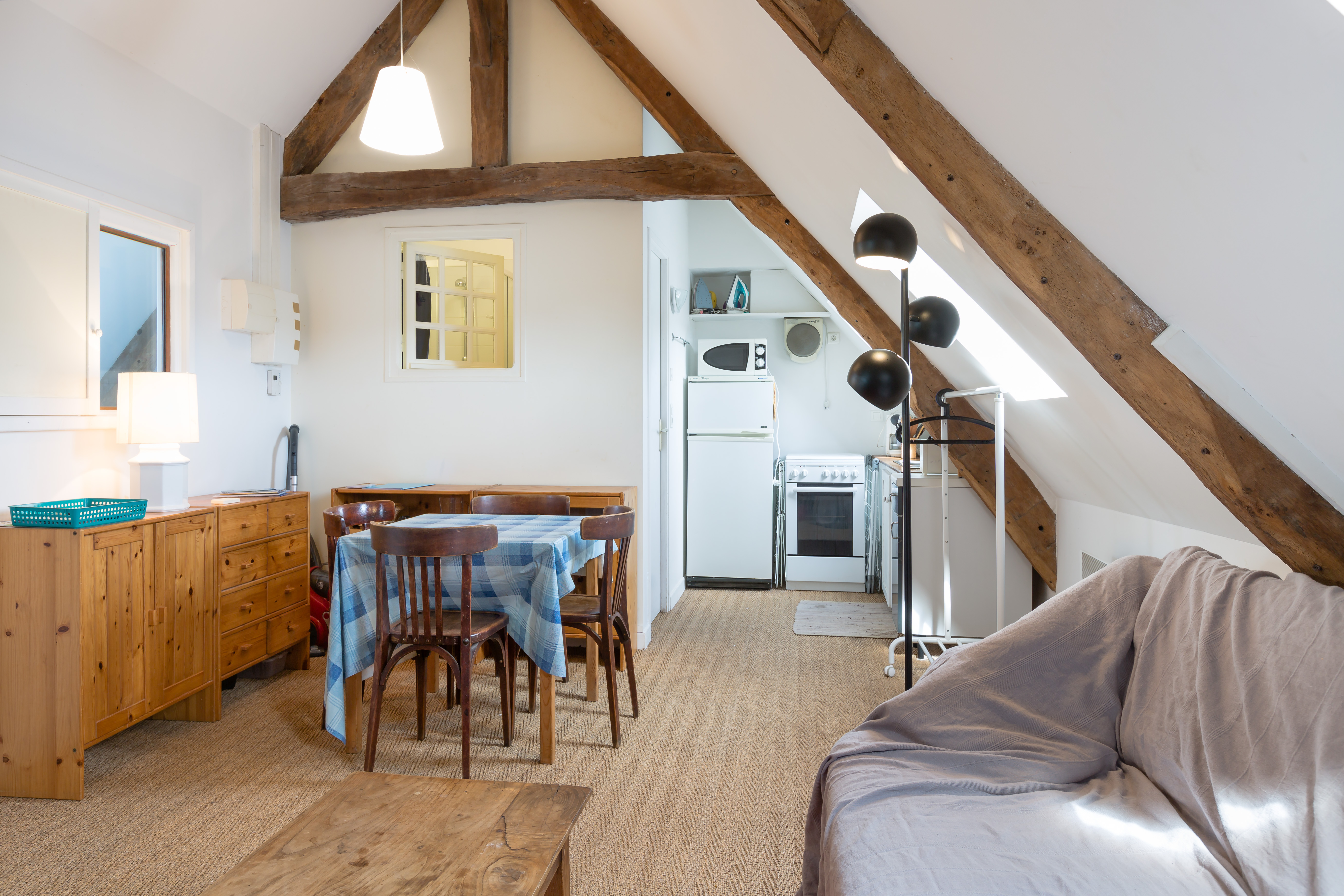 Beautiful studio with mezzanine
