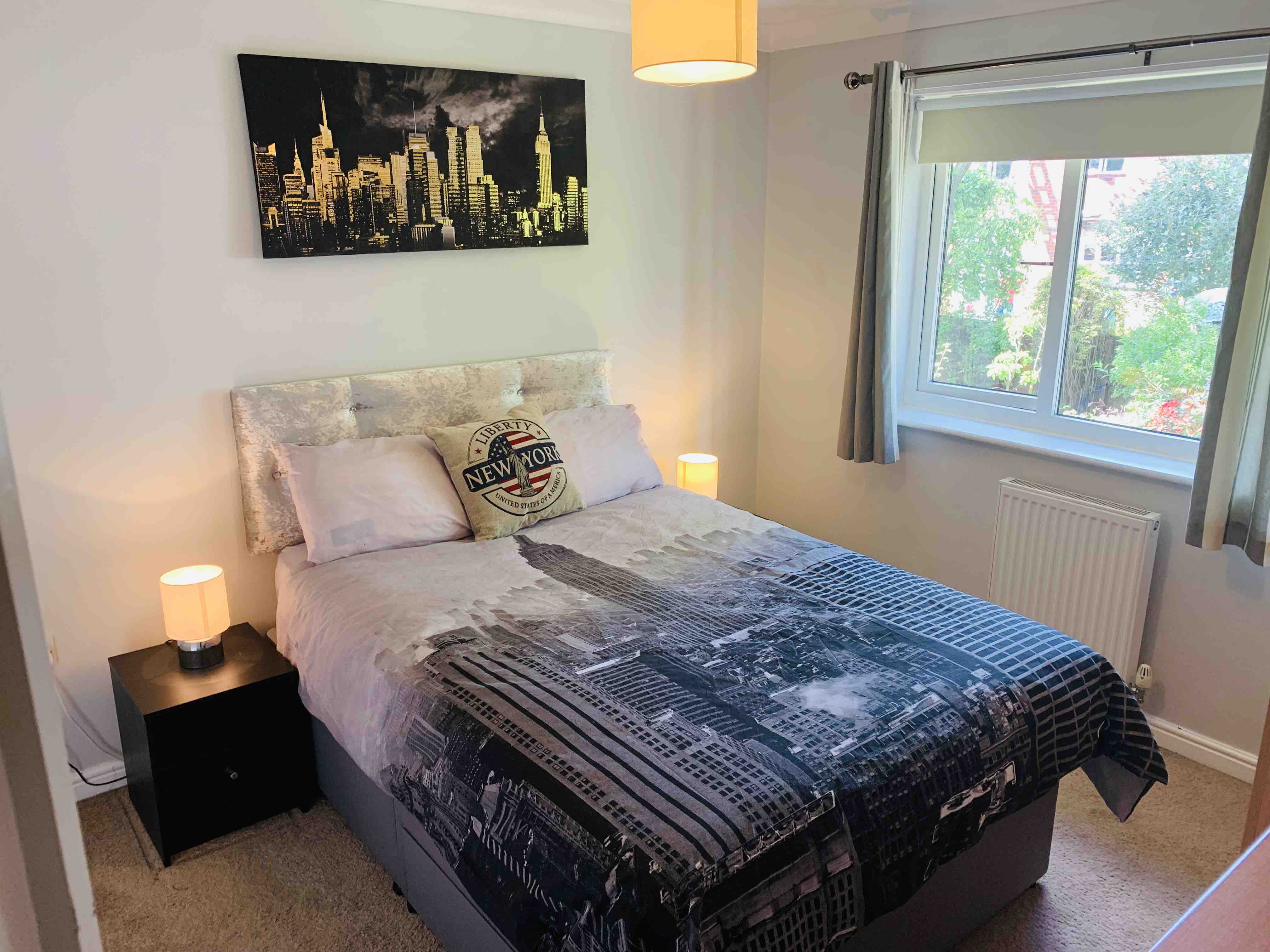 Tranquil Private Room with Ensuite & Outdoor Space in Wigan District, Greater Manchester