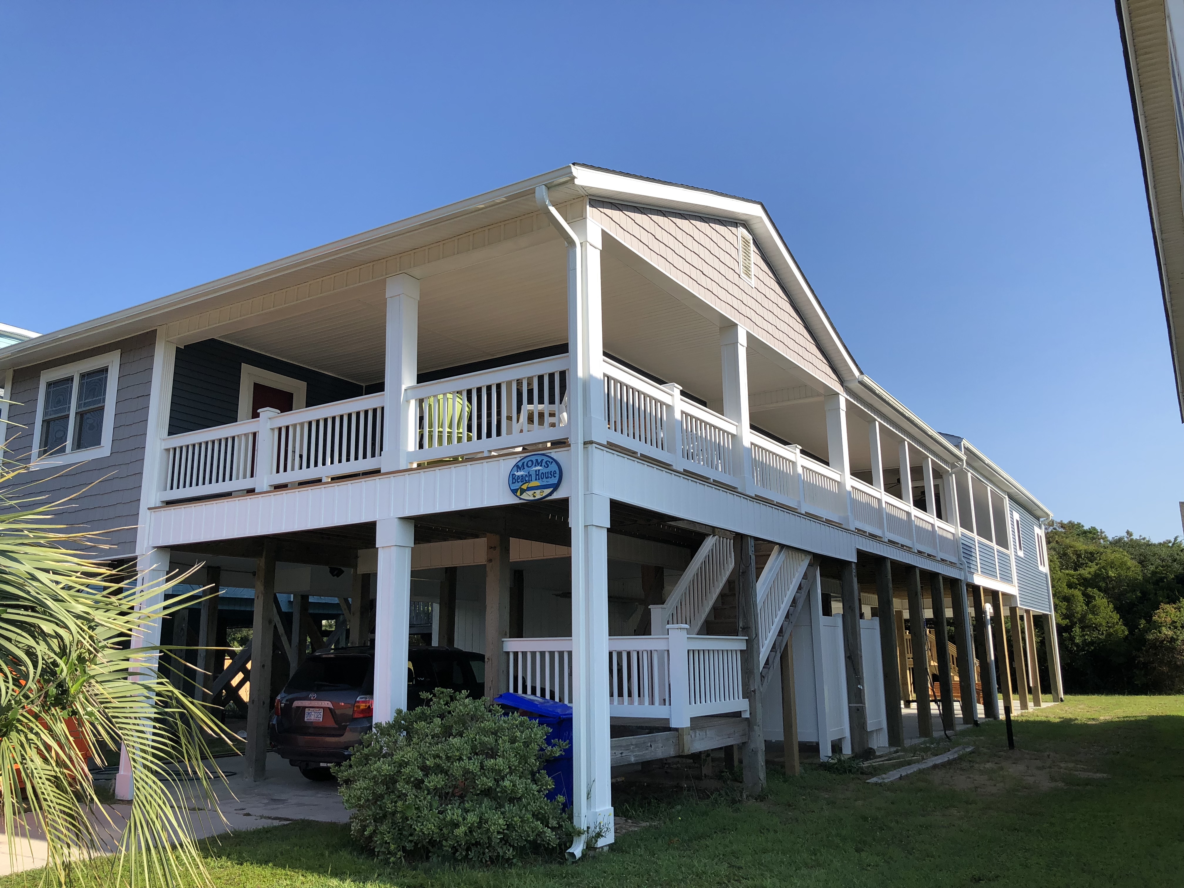 Moms Beach House Guest Quarters Houses For Rent In Oak Island North Carolina United States