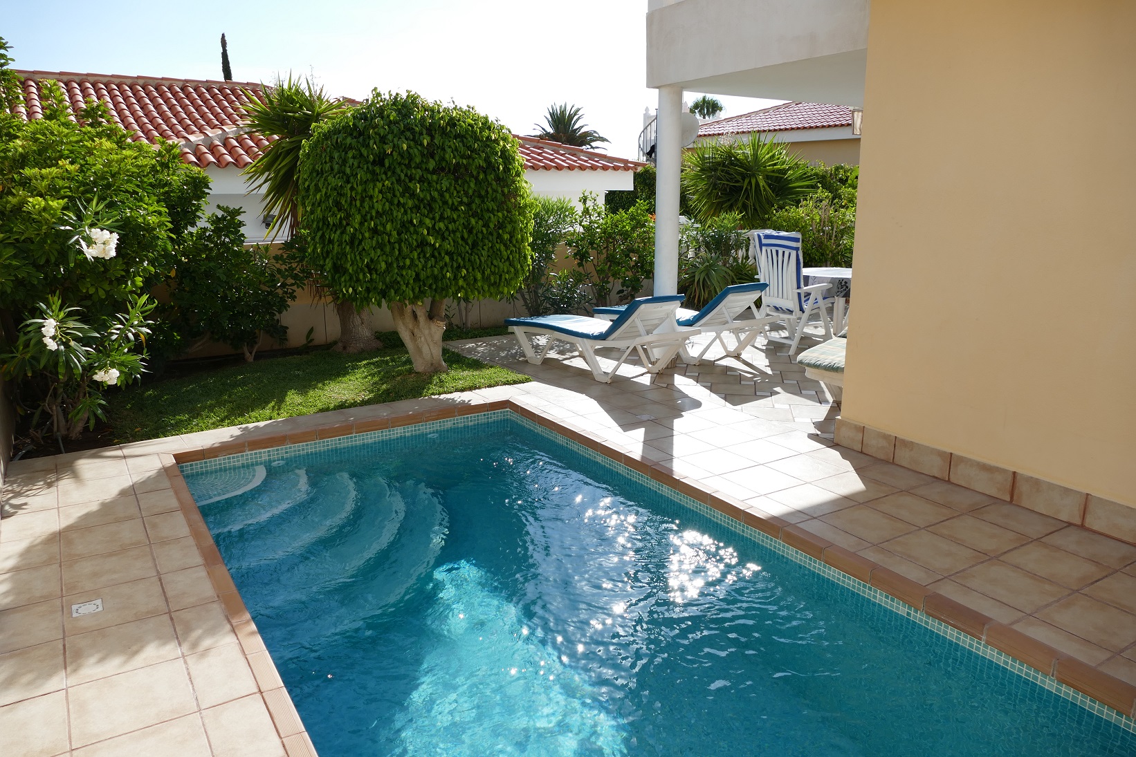 BLUE DREAM villa with heated, saltwater pool