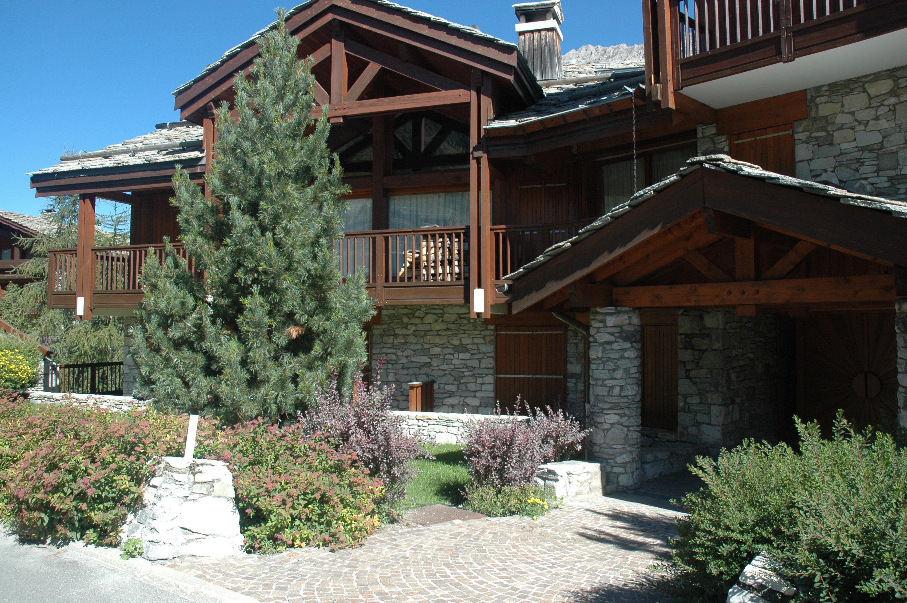 STAY  at VAL D'ISÈRE - SAVOIE - FRANCE
