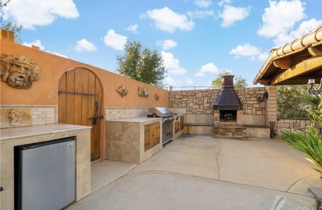 Temecula Wine Country Casa at Airstream Ranch Houses for Rent in