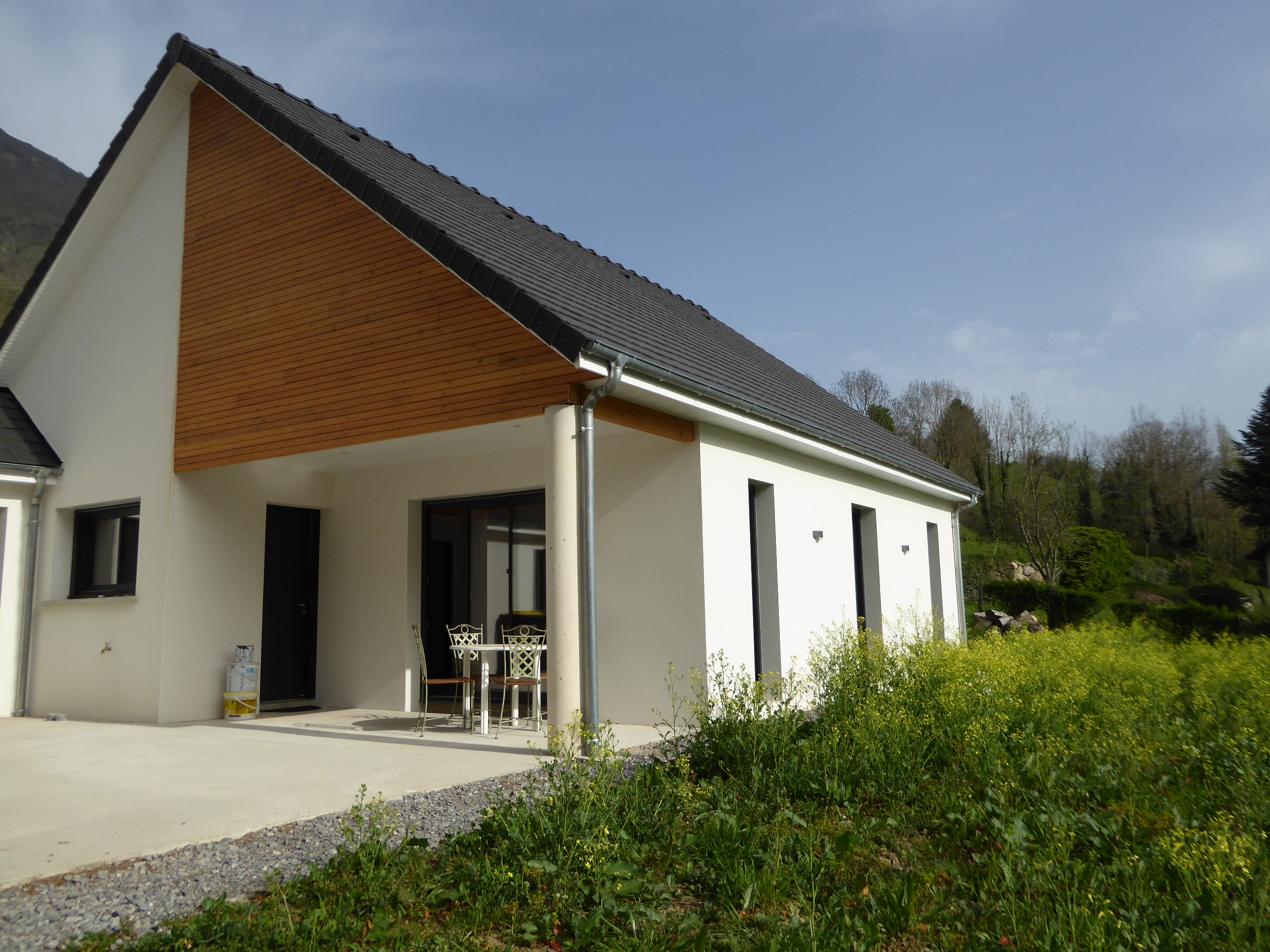Camdeborde cottage 2 people in the heart of the village