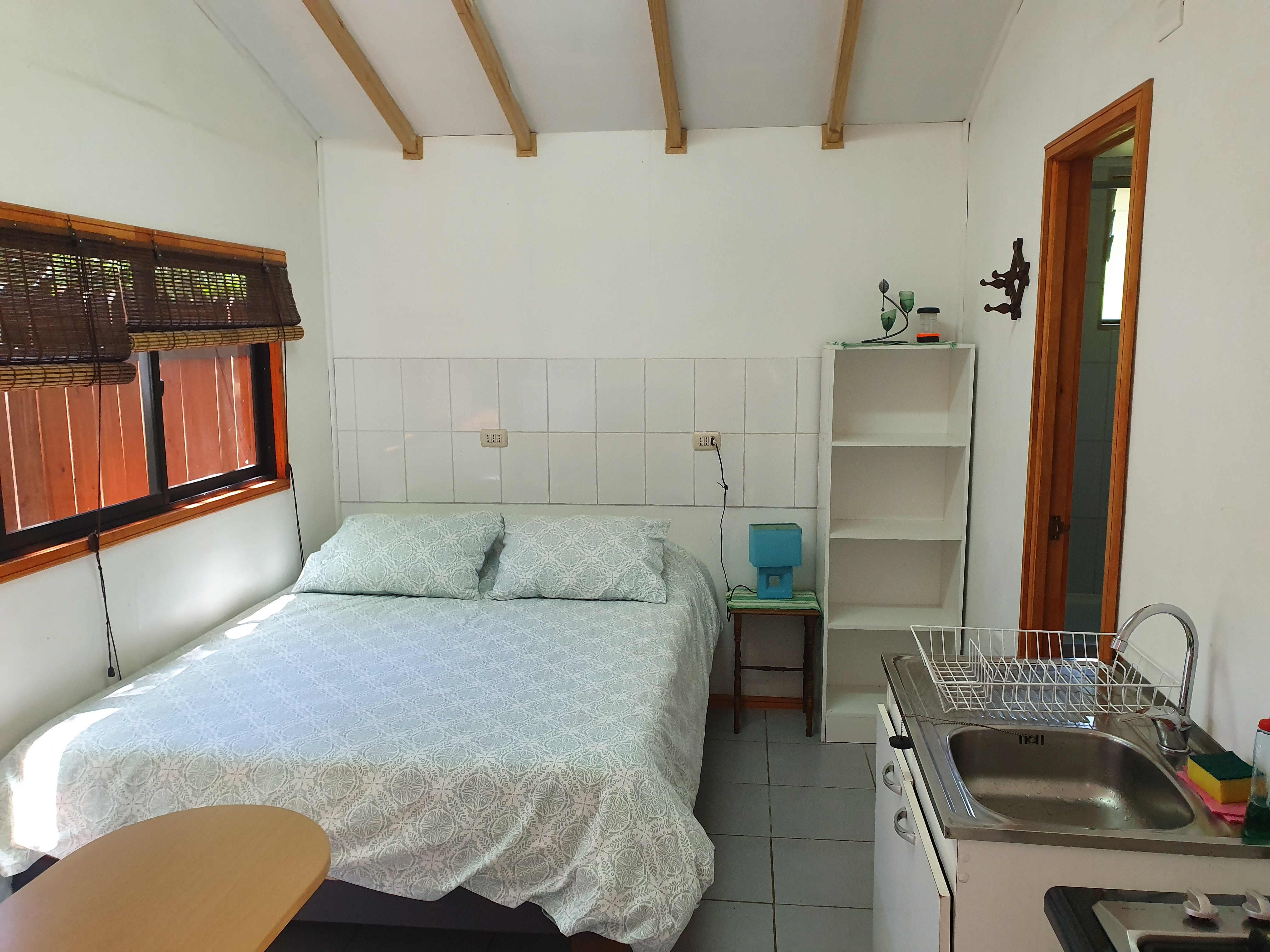Nice Cabañita 2 pax in Lican Ray, Beach Side