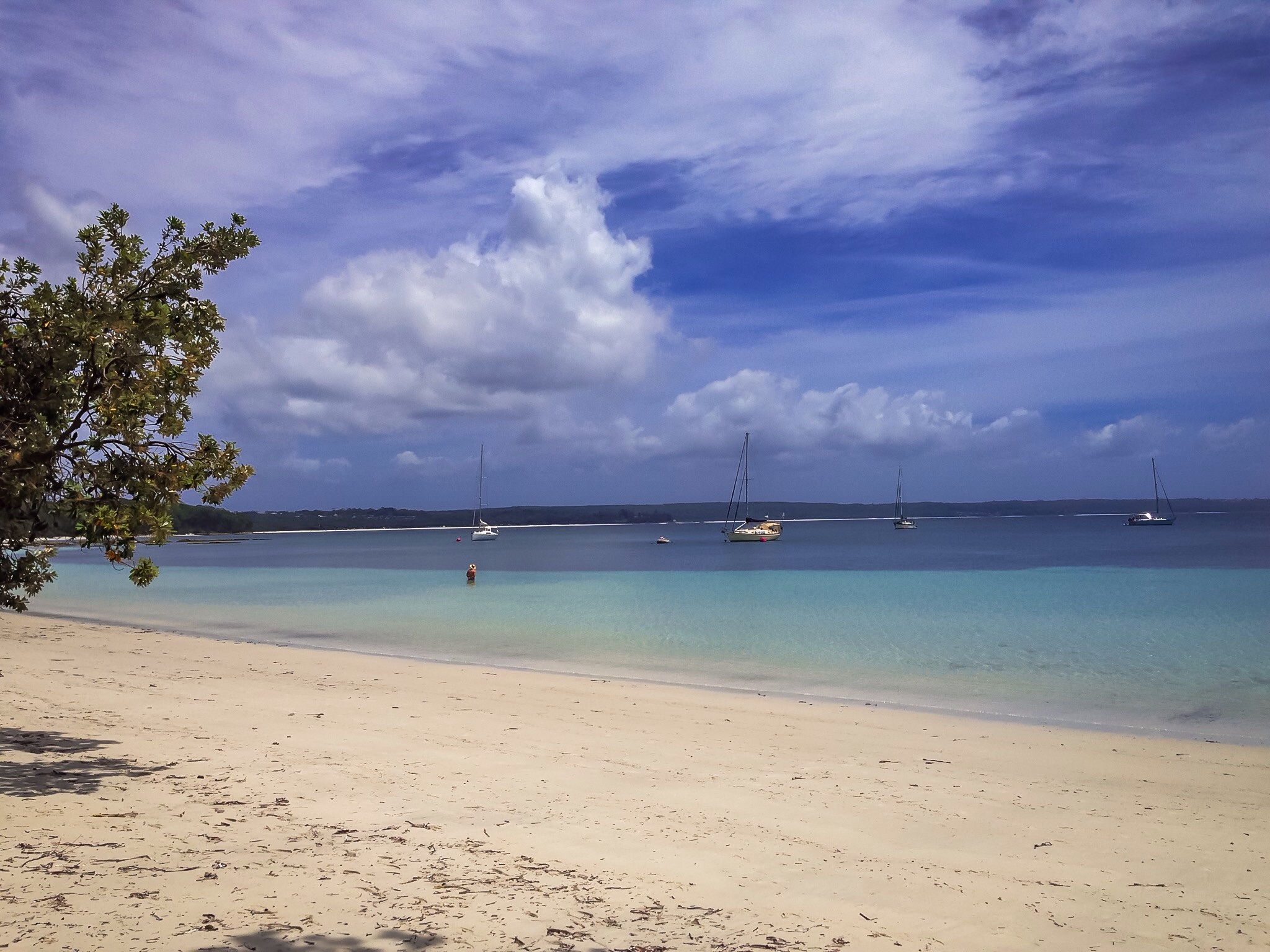 Bayswater Beach House Unit 2 Cottages For Rent In Vincentia