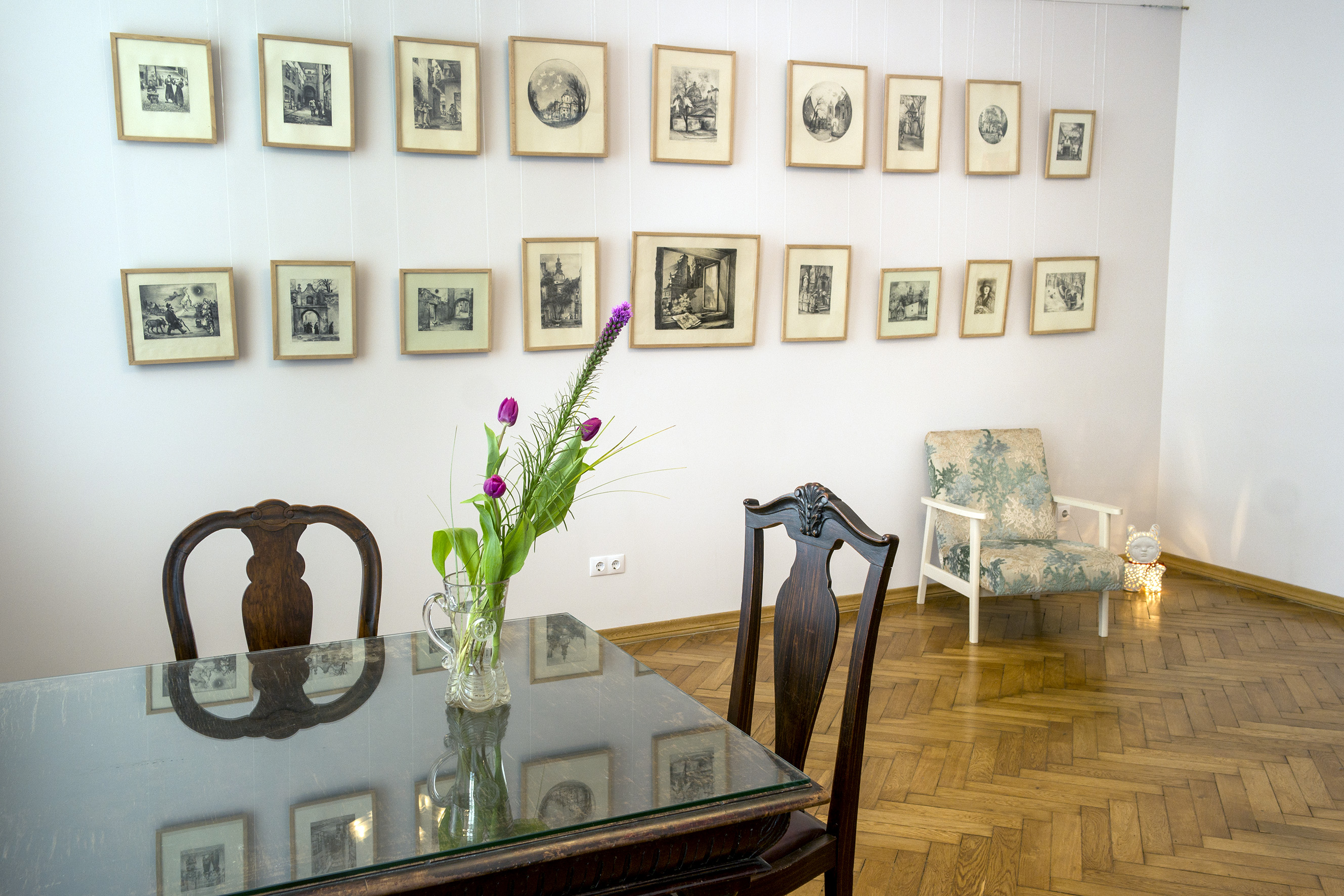 Lviv Centre Opera Apartment Art Space for 1-3 75m2