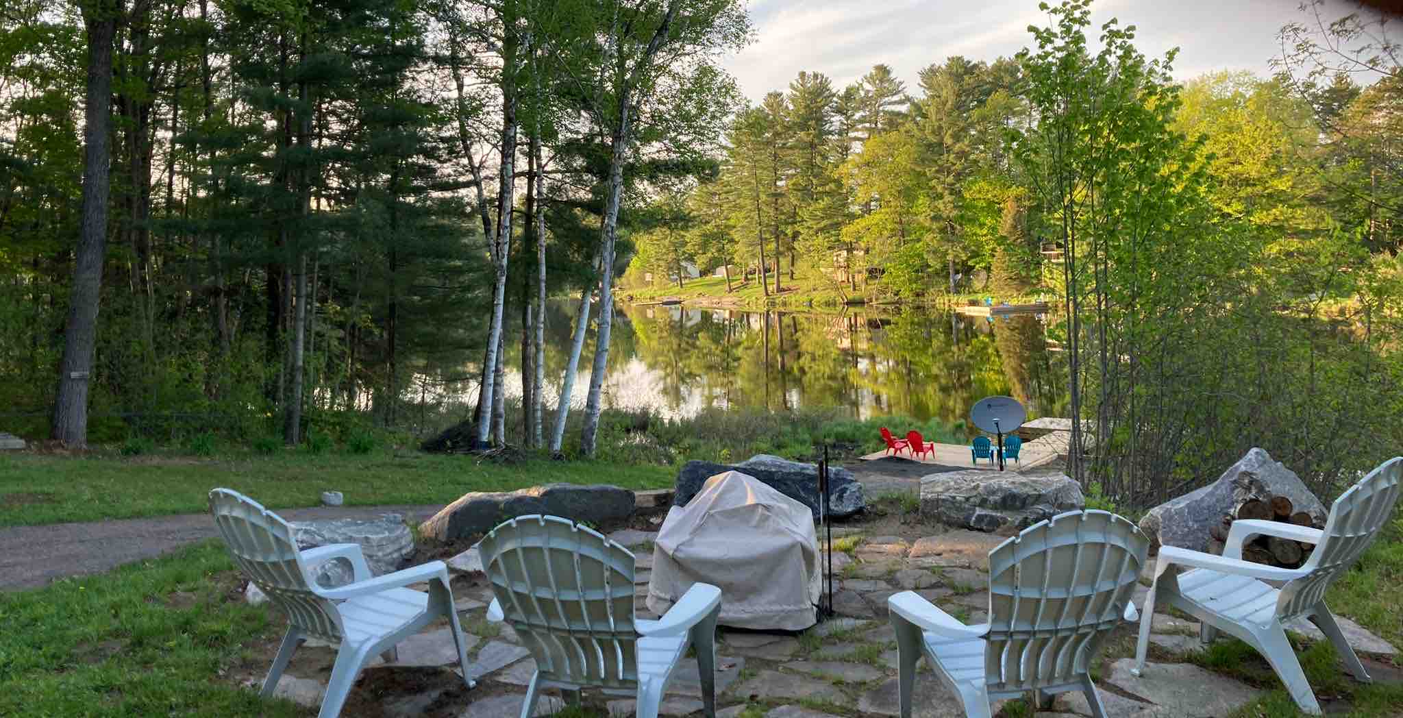 Beautiful 3 Bedroom Cottage w/Bunkie