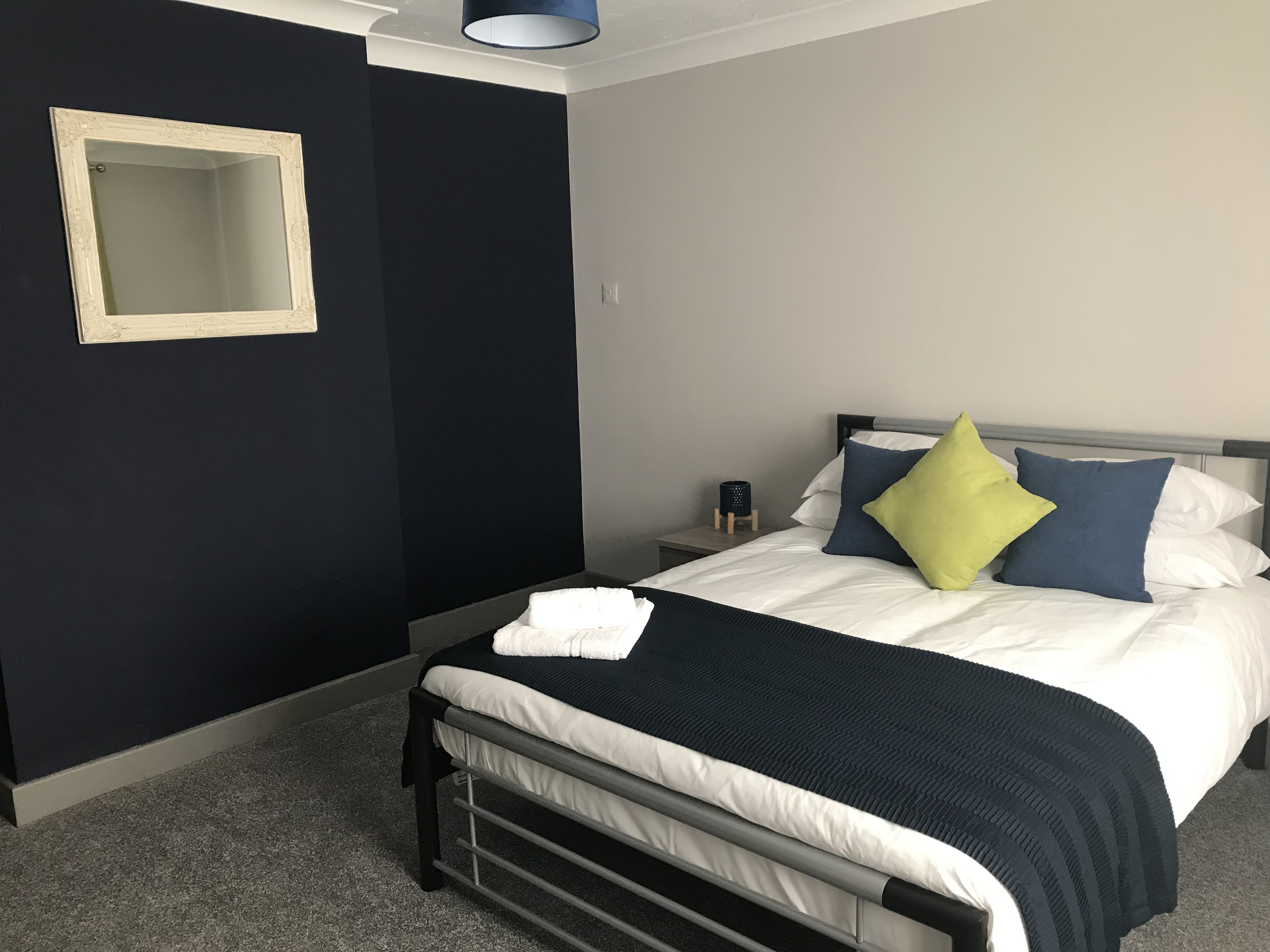 Hygge House-*4x Dble beds*-Near JCUH-*Contractors*
