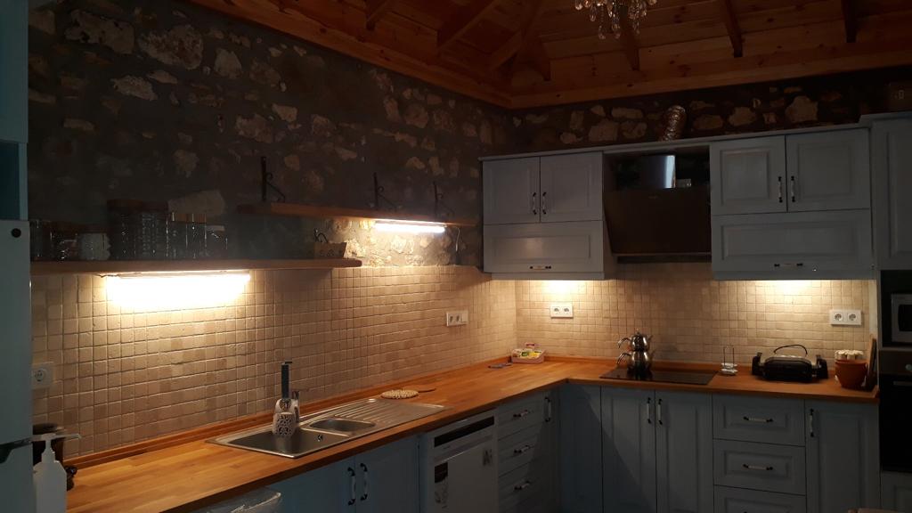 Bademli Taş Ev Dikili şehrinde Kiralık Evler, İzmir, Türkiye