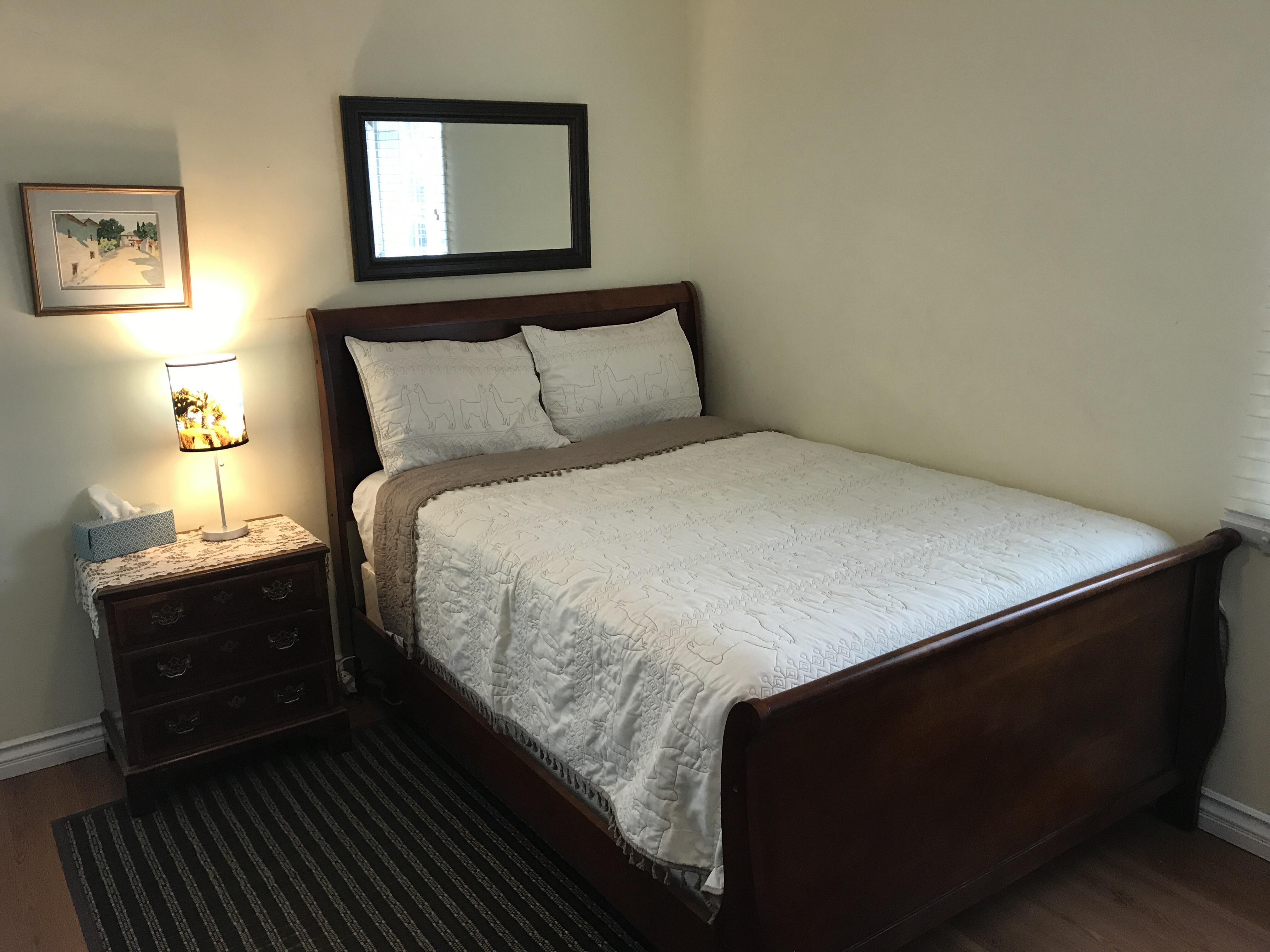 Private Room in Santa Monica