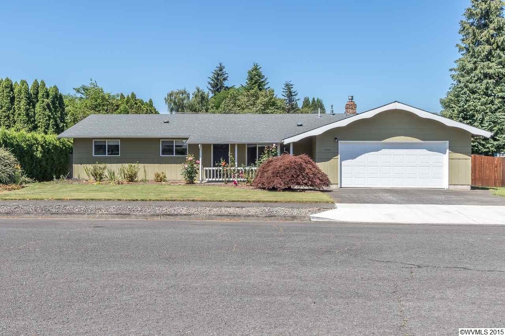 A Star Shines in Stayton 2 bedroom (near Salem) Houses for Rent in