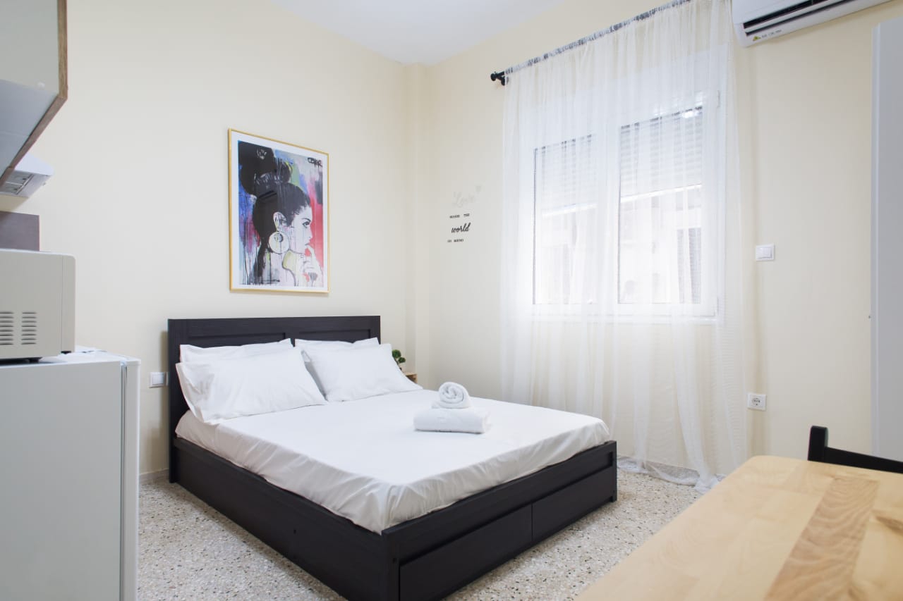 Relaxing small studio near to Acropolis 3