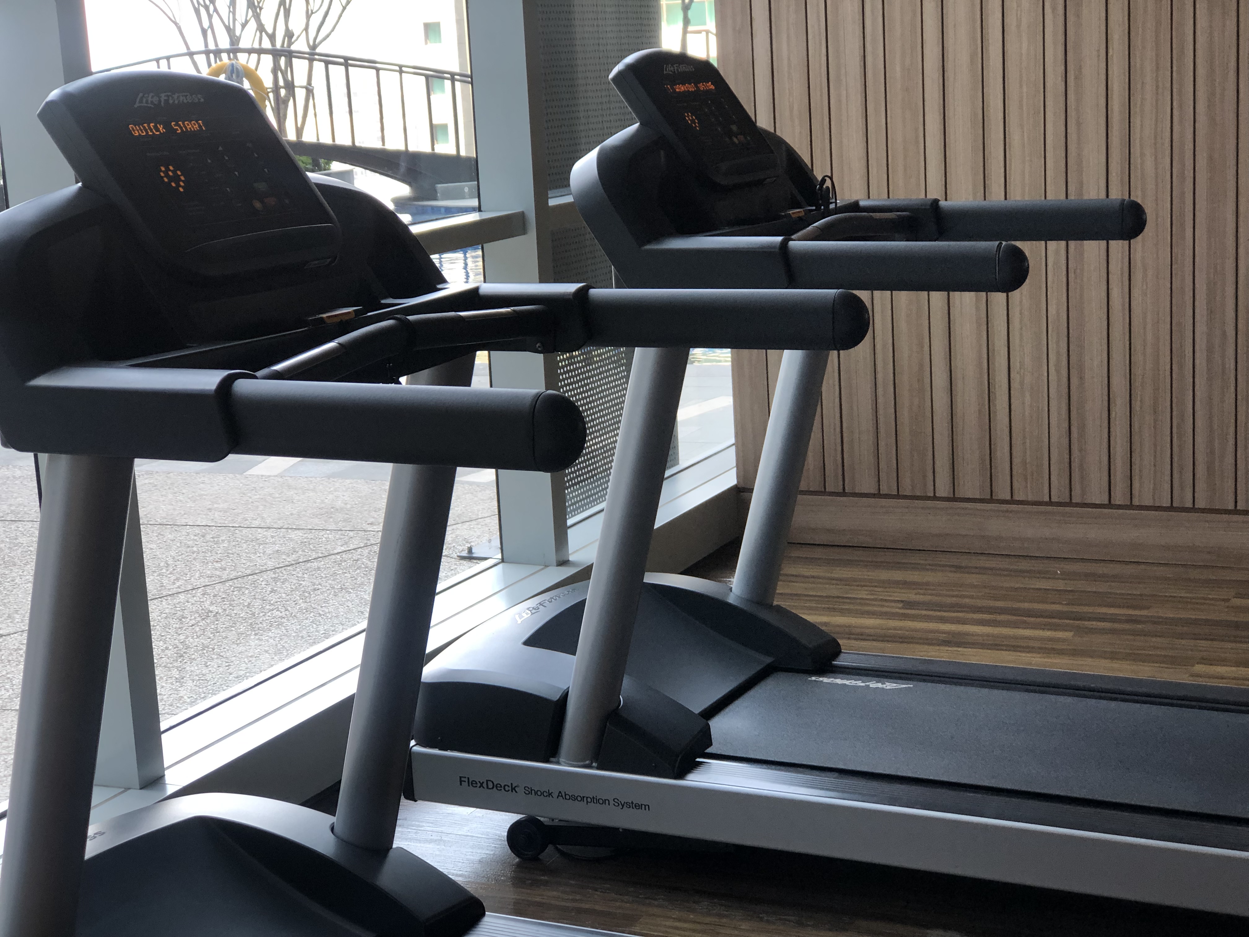 g shock tunjungan plaza