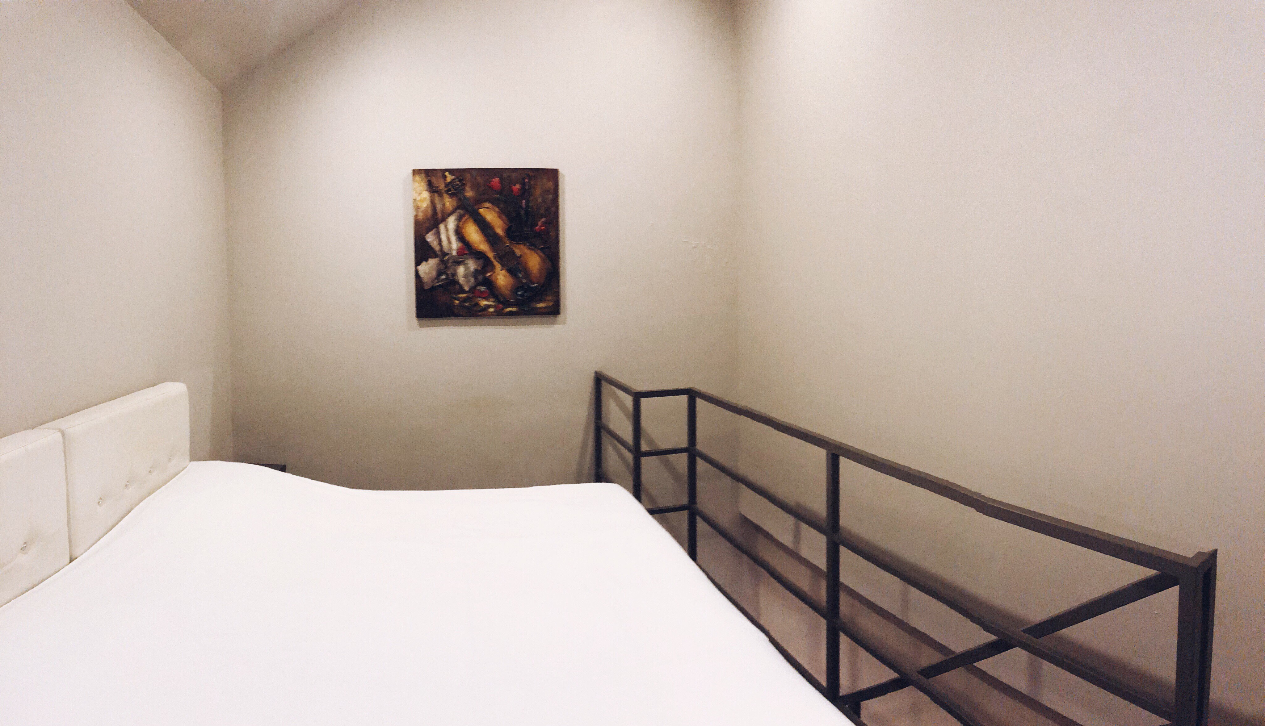 All-new fully furnished Loft Studio in CBD w MRT