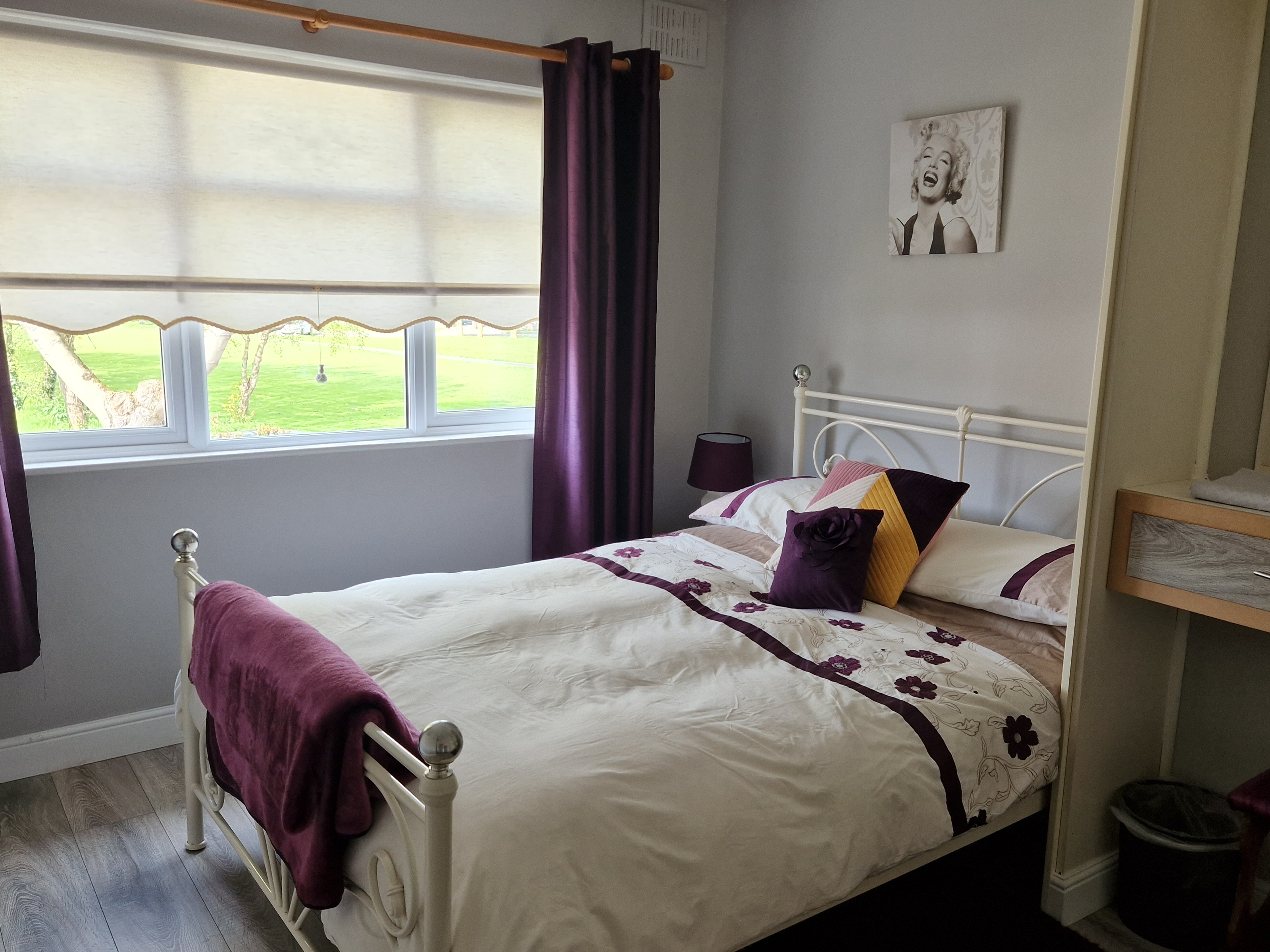 Double Room, 10 mins from airport