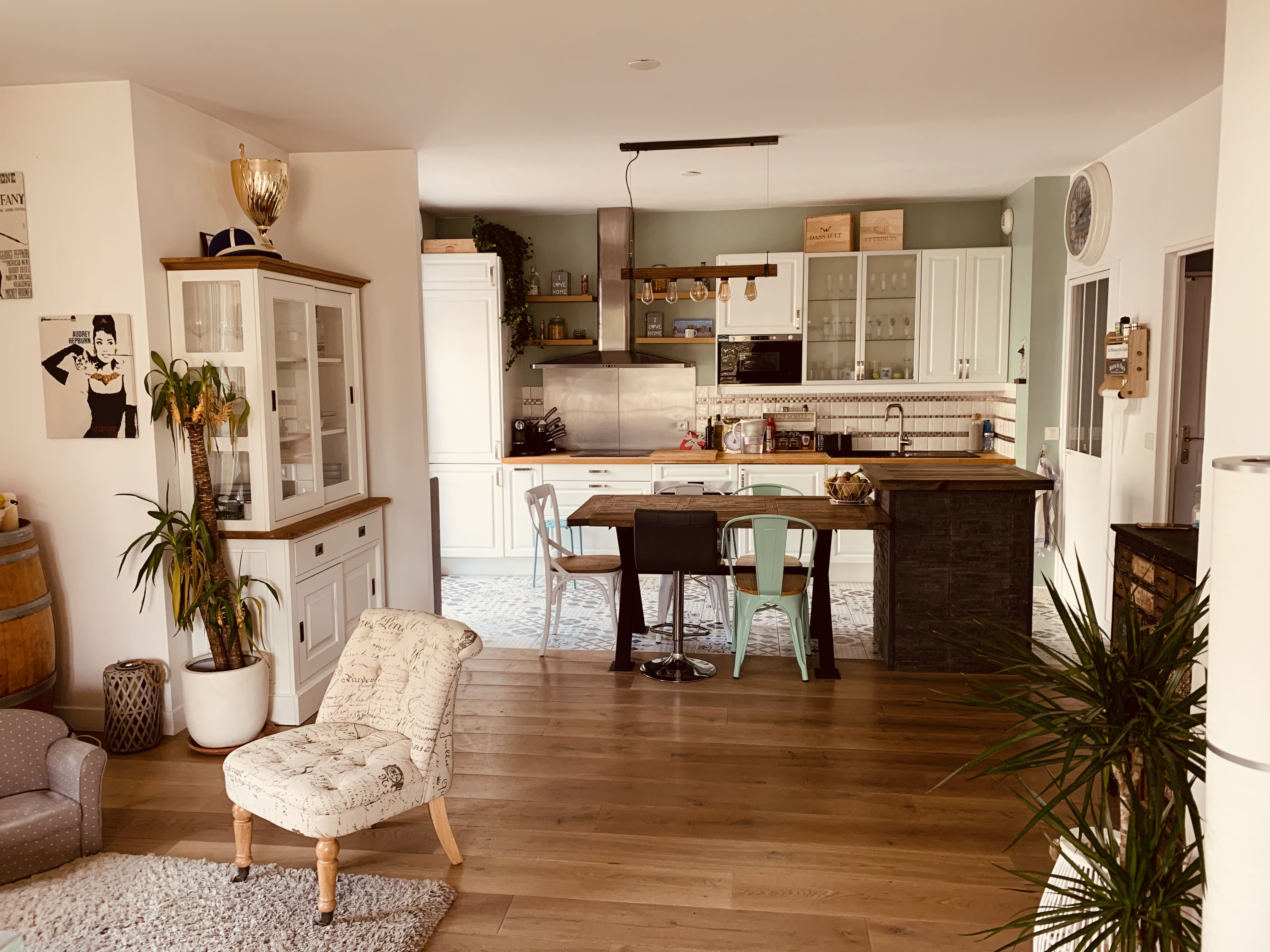 Modern accommodation, paradise in Paris with Jacuzzi