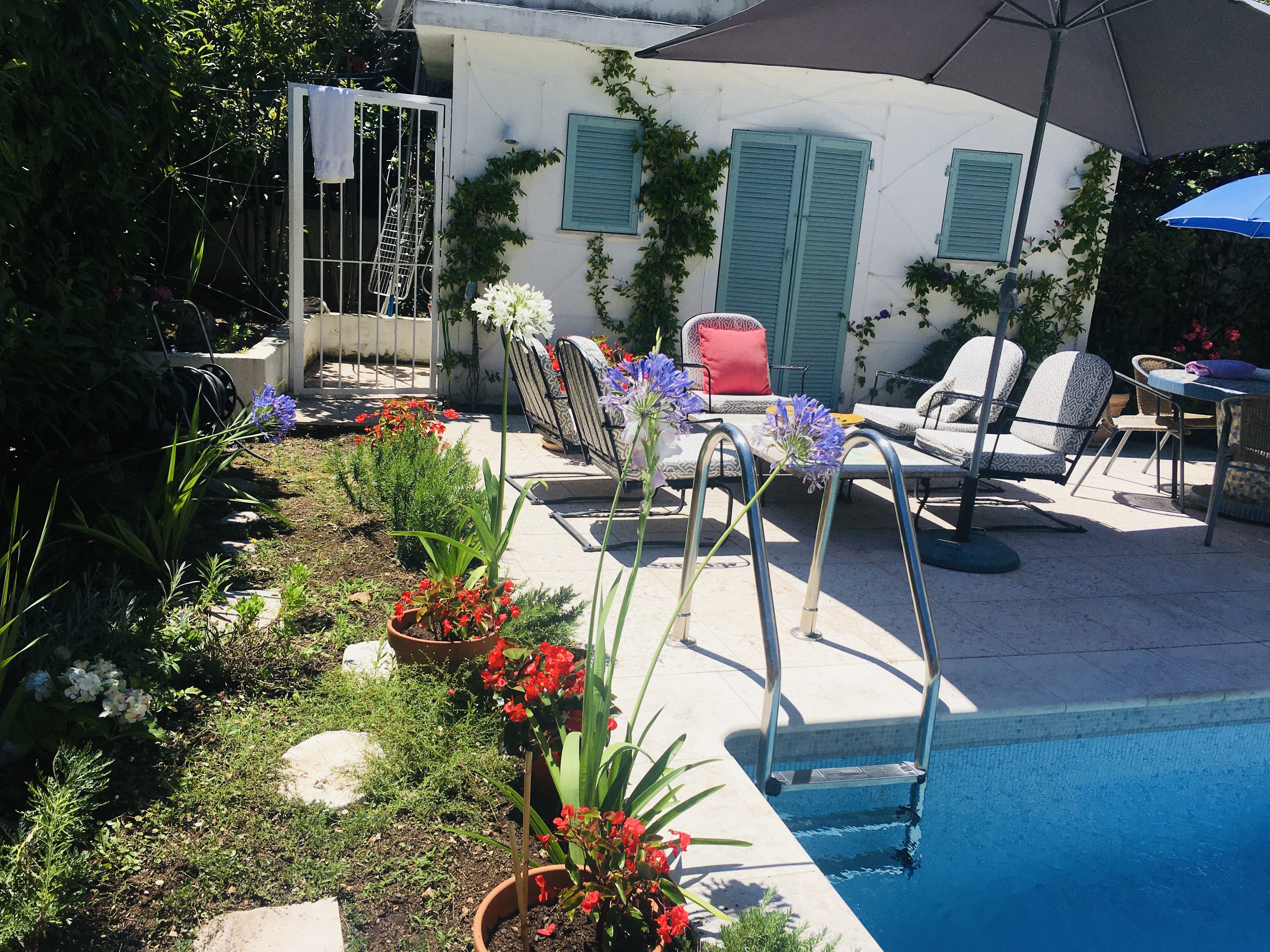 crashpad by the pool