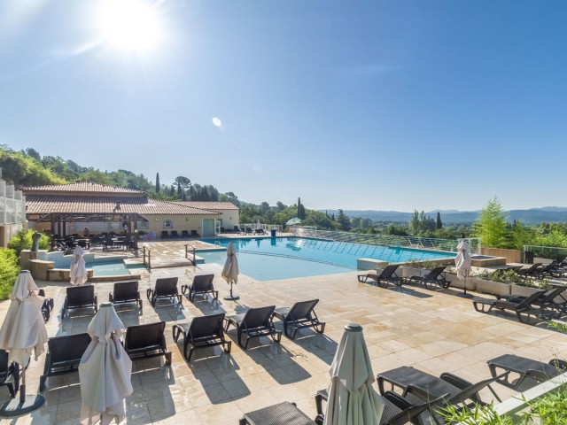 Apartment T3- Domaine de Camiole **** in Callian